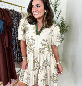 entro Nina Dress in Green Floral