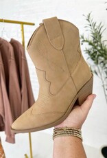 SODA Incity Boot in Camel