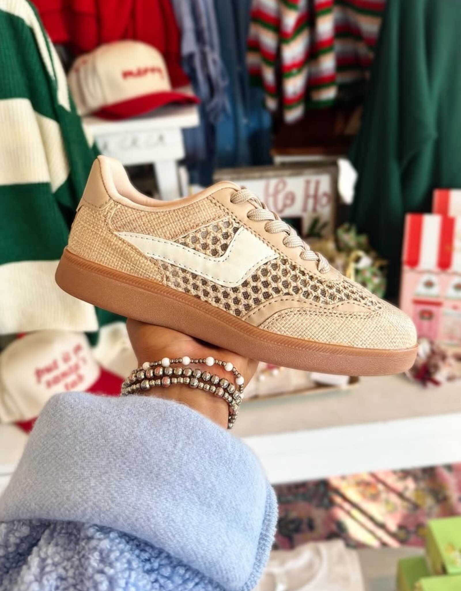 ccocci Wavy Swoosh Stripe Design Court Sneakers