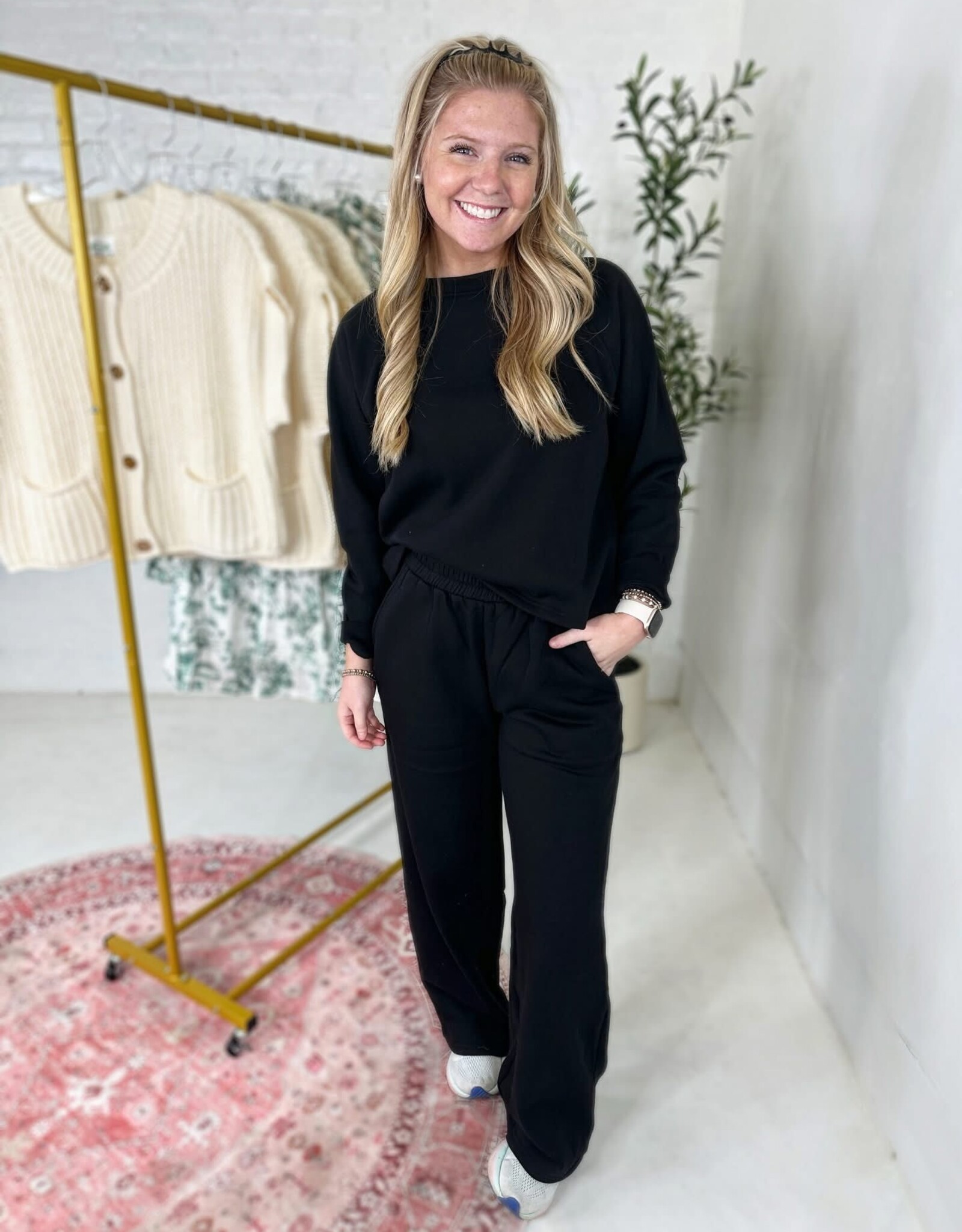 zenana Bridget Set in Black