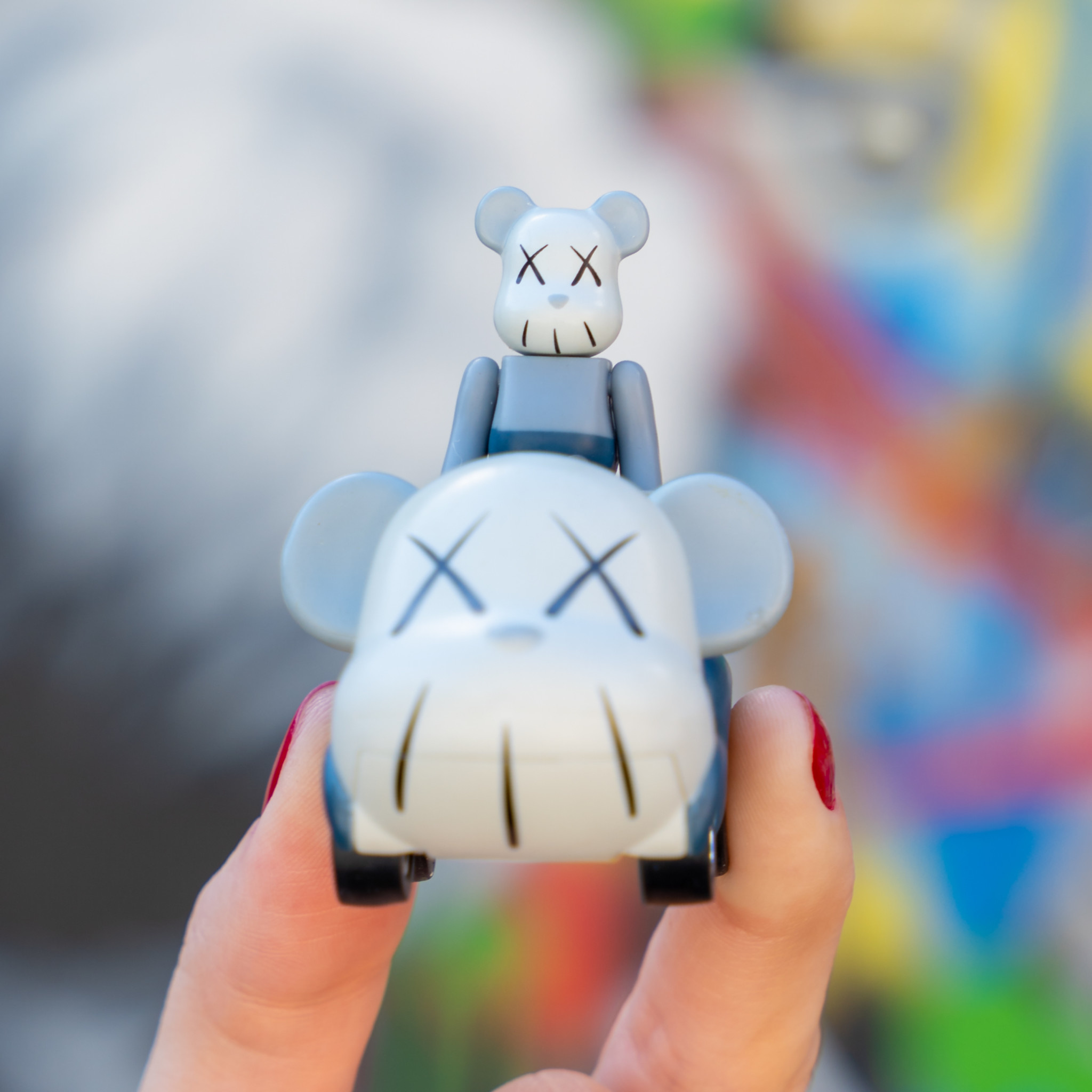 Kaws Bearbrick 