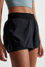 Varley Varley Leo Short