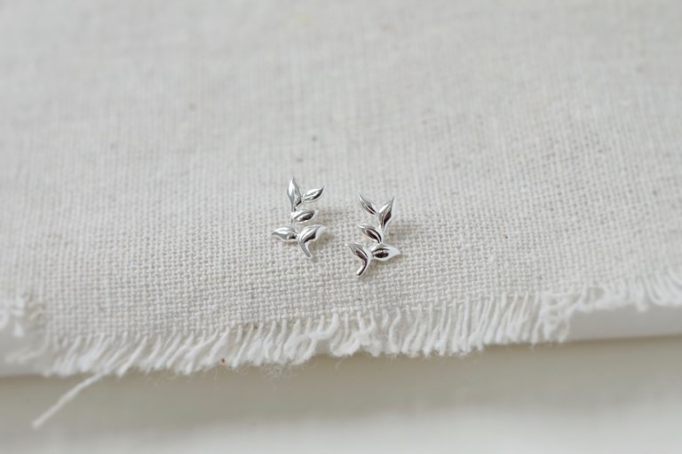 Sprig Earrings