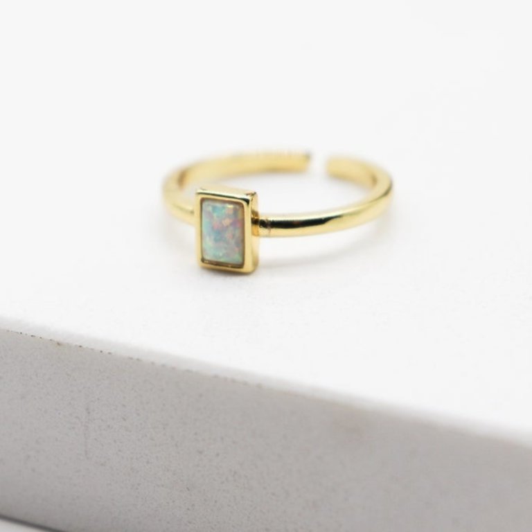 & Everlasting Opal Minimalist Ring