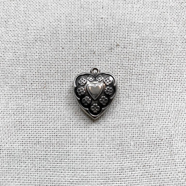 Vintage Vintage Sterling Heart Charm