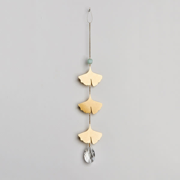 Botanical leaf suncatcher