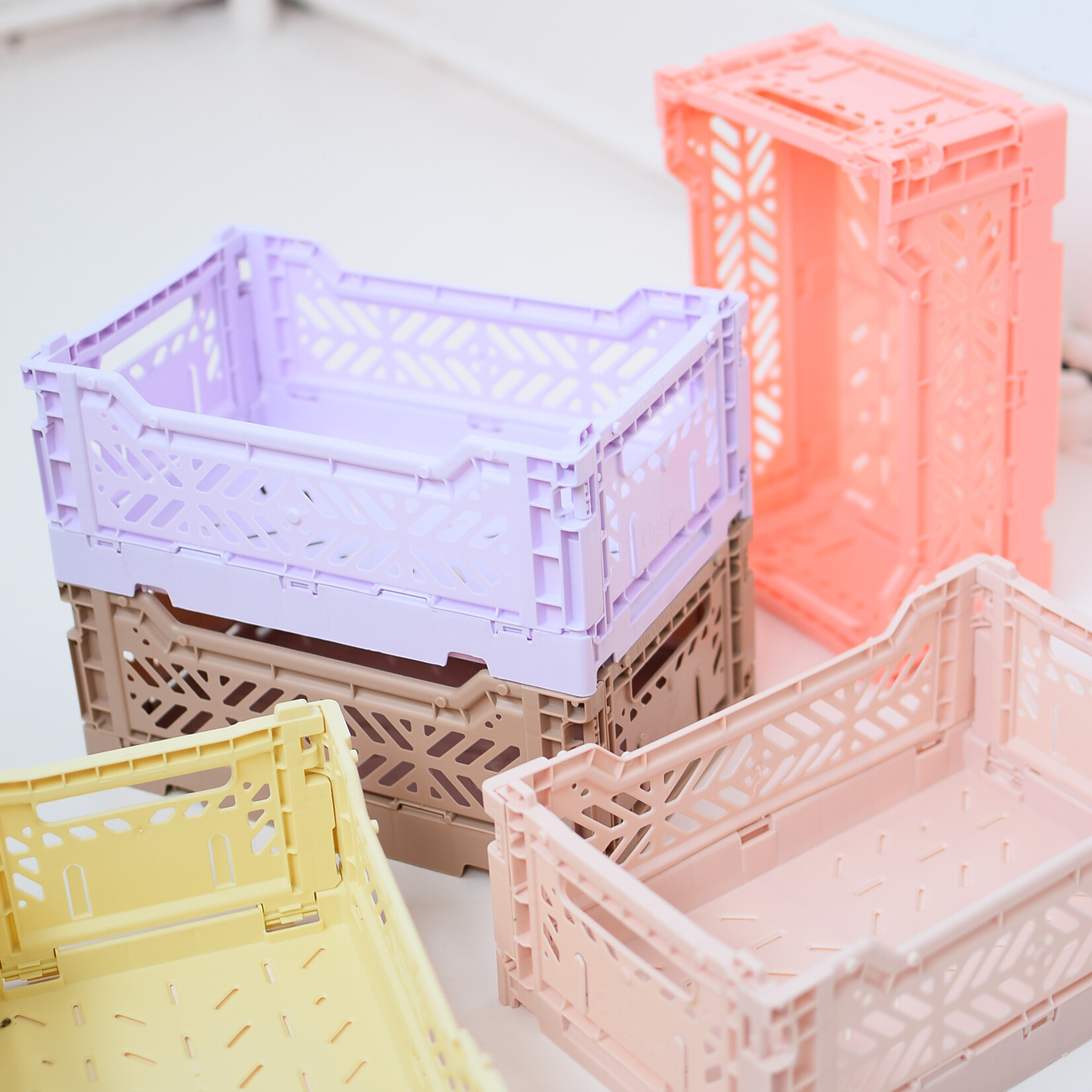 Aykasa Yellow crate