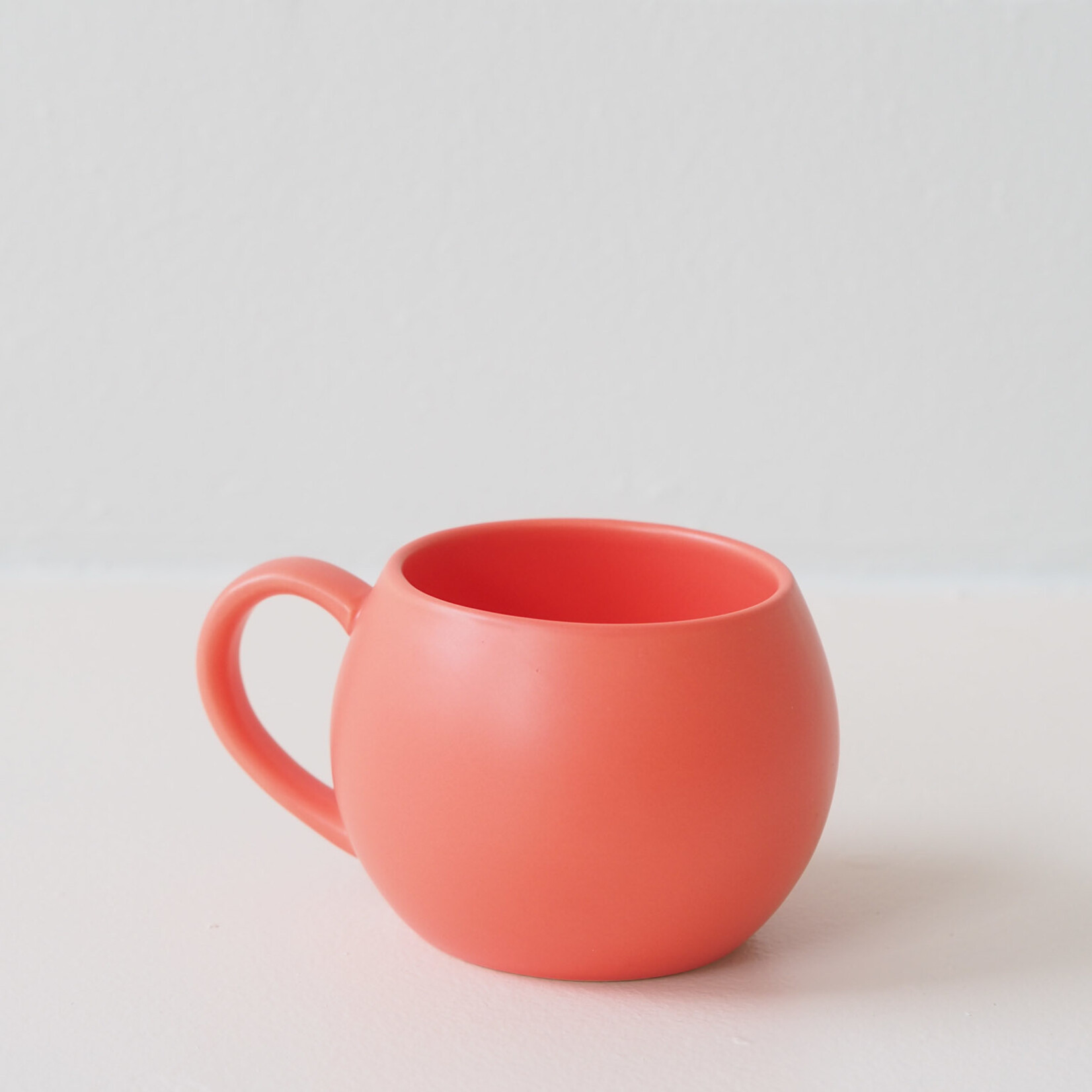 Tasse boule mate