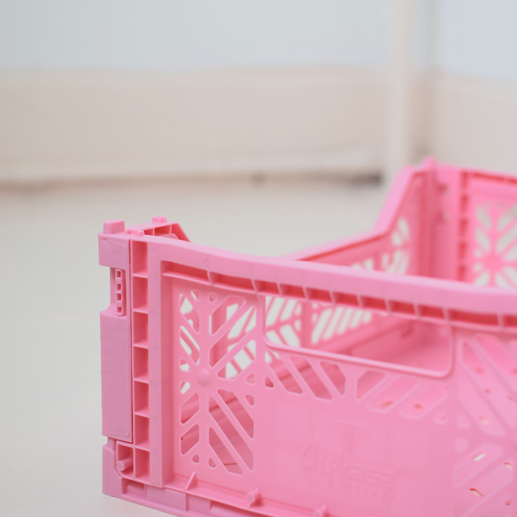 Aykasa Rose baby crate