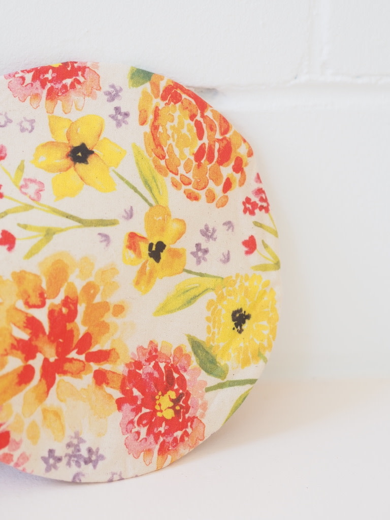 Danica Round Flat Cover Floral Cottage