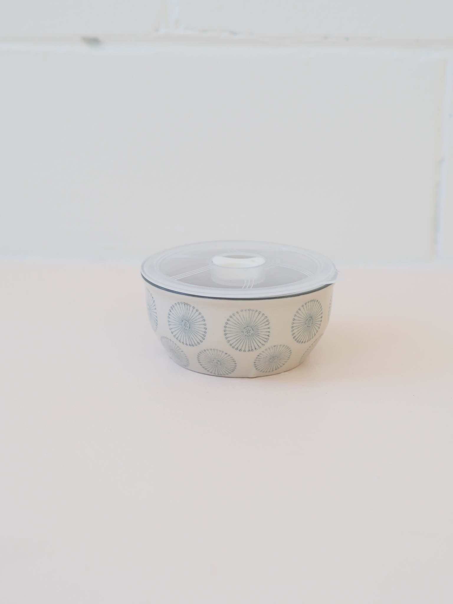 Tranquillo Bowl with lid 13 cm