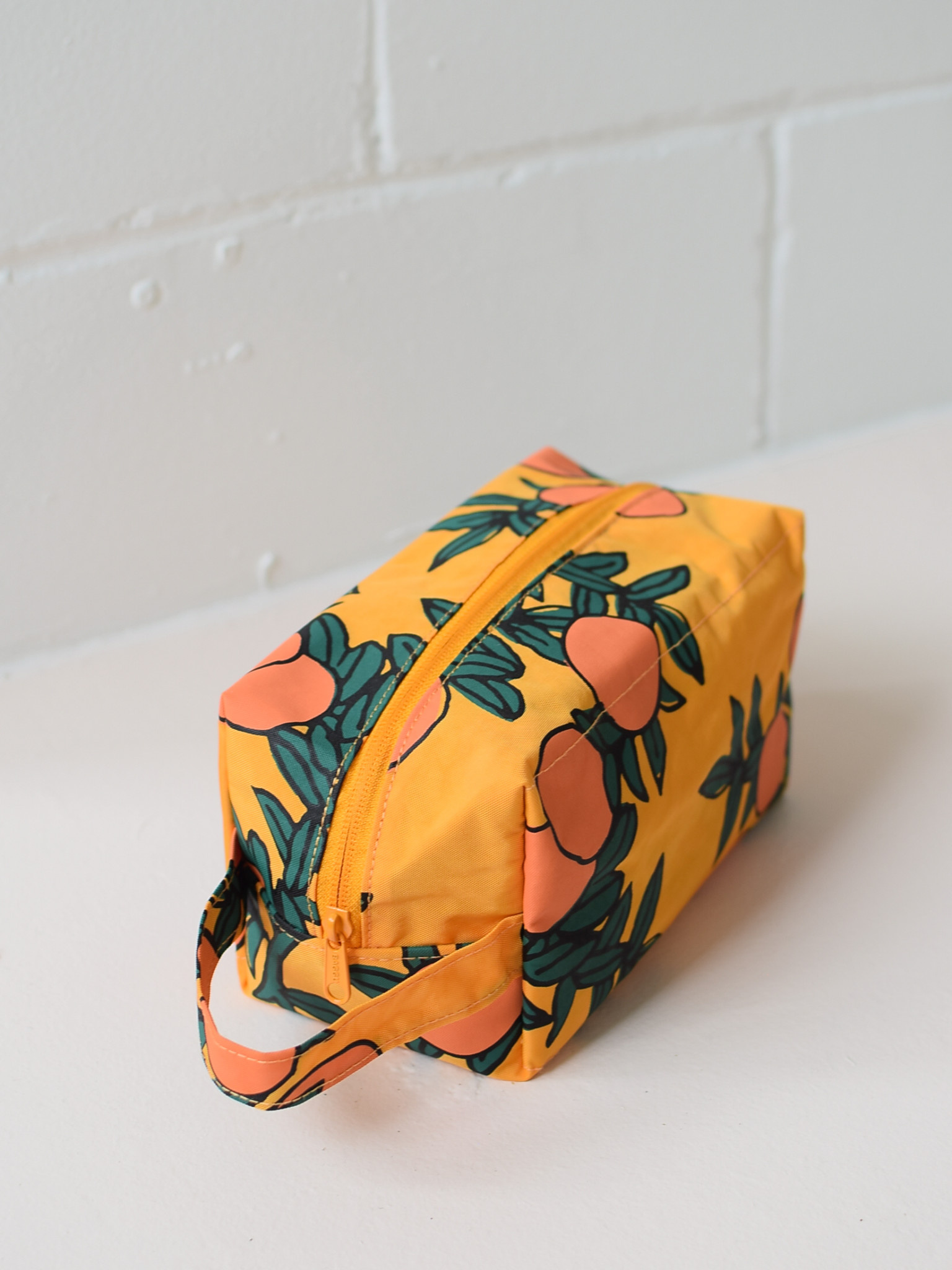 Toiletry bag - Oranges