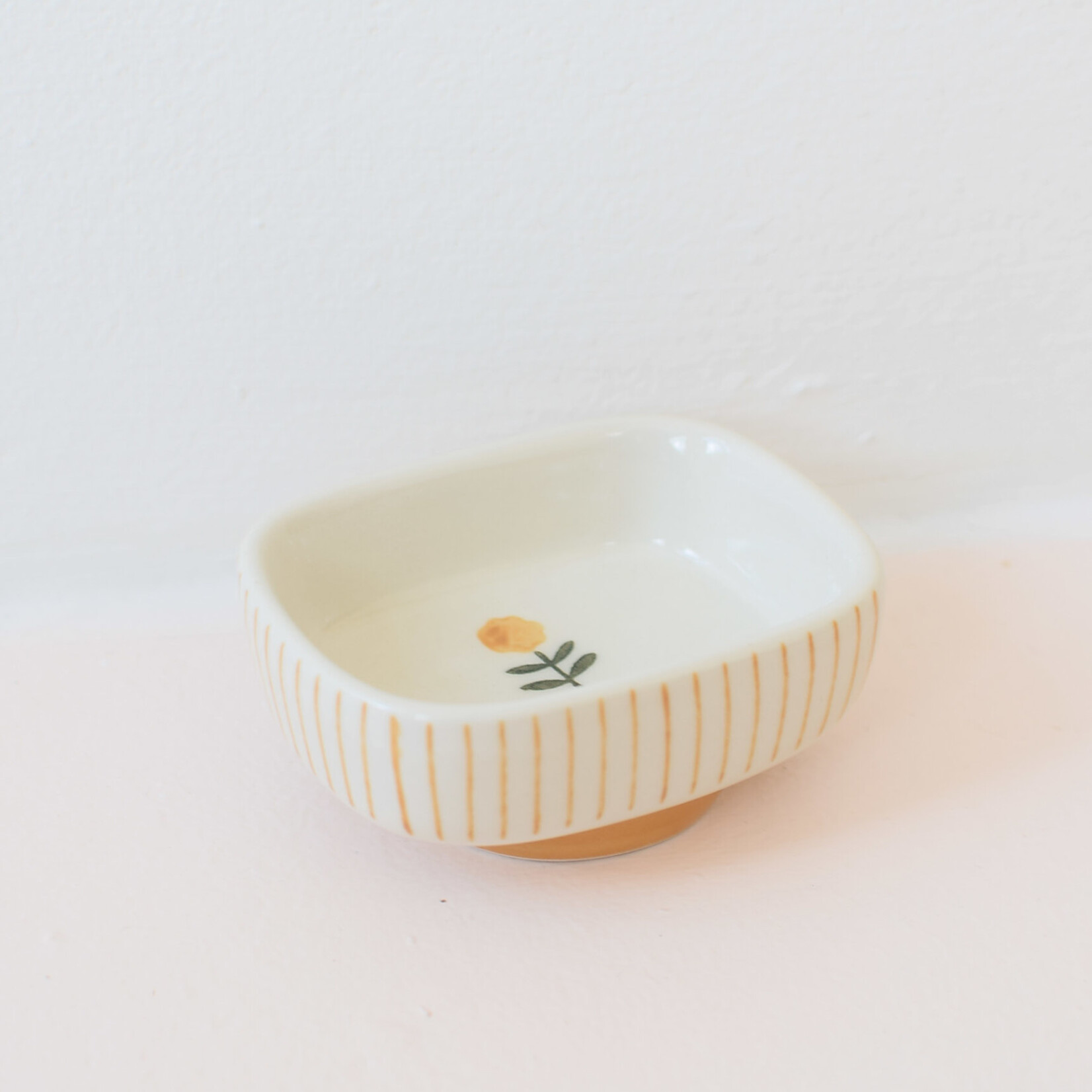 Petite assiette florale