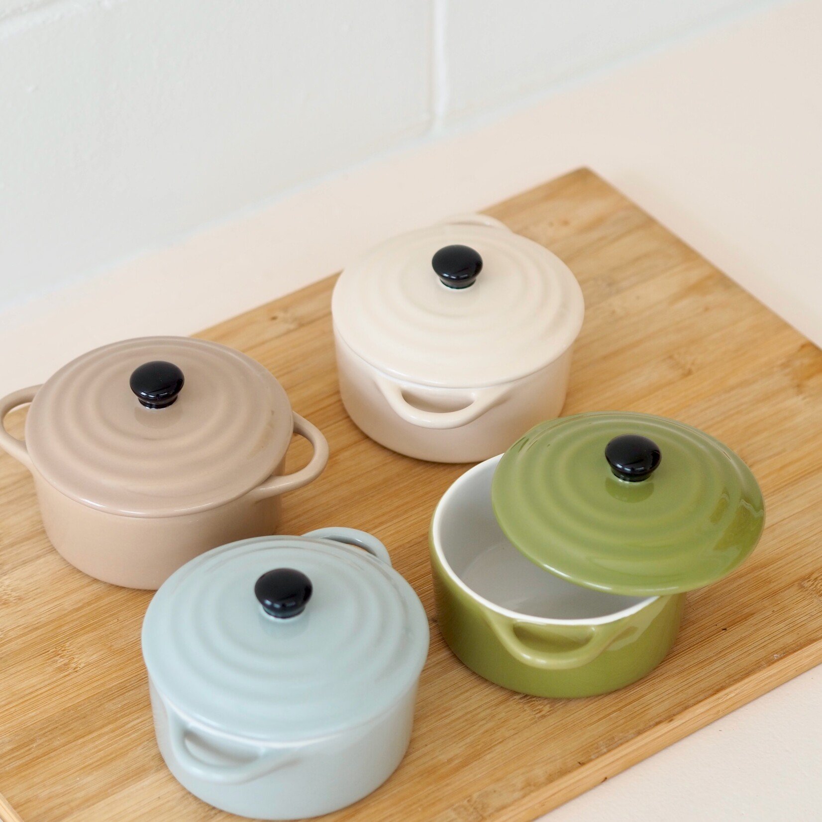 Cocotte with handles