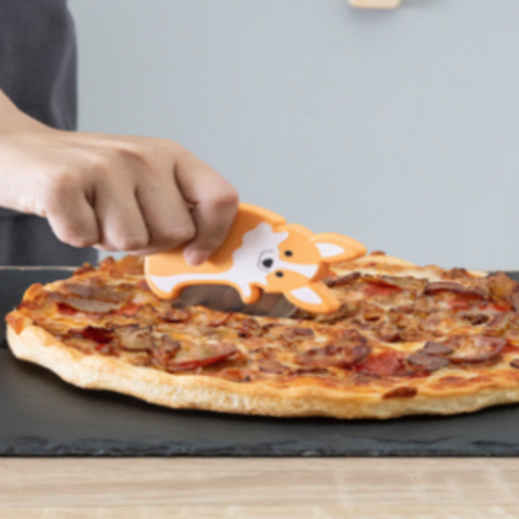 Roulette pizza Corgi