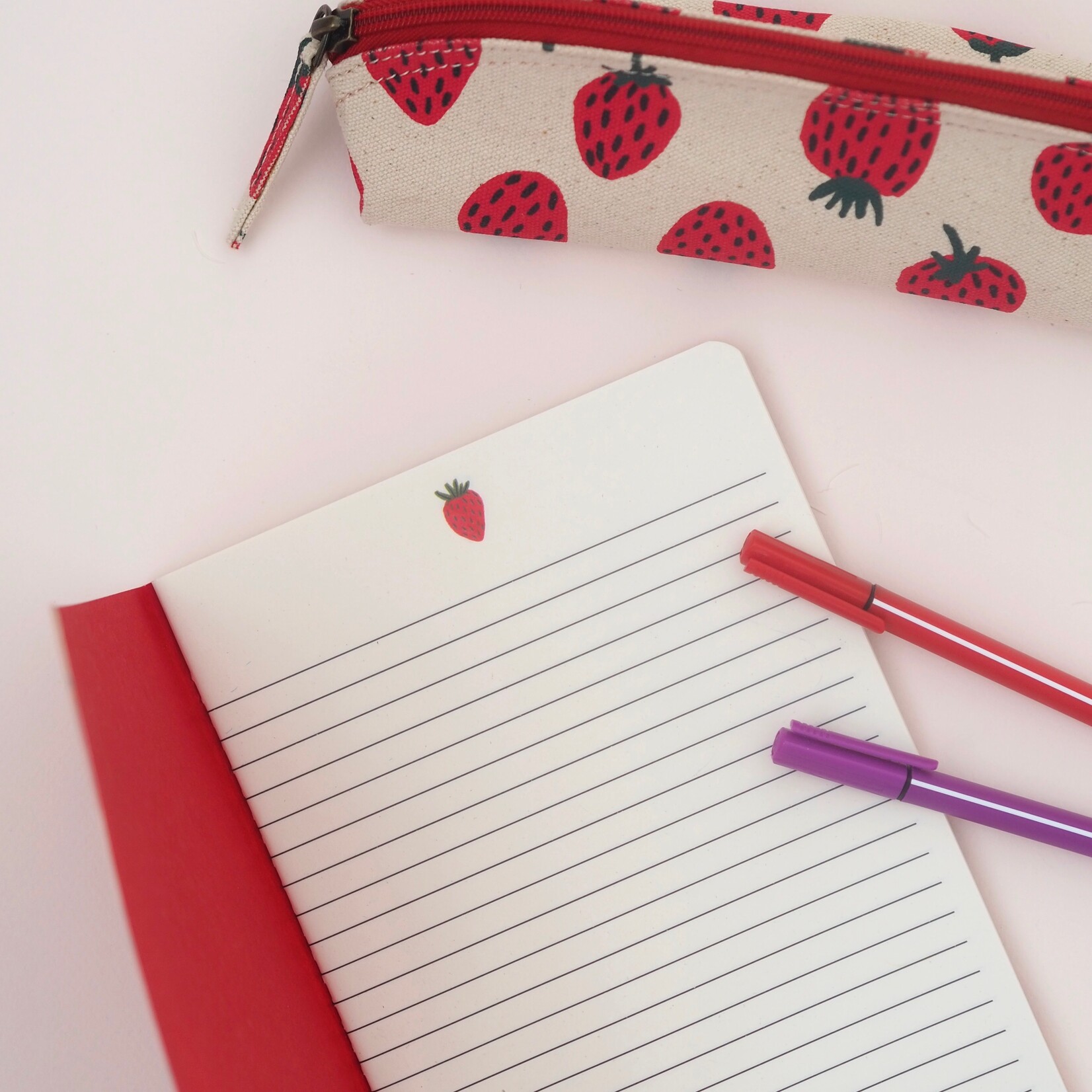 Duo carnet et trousse fraise