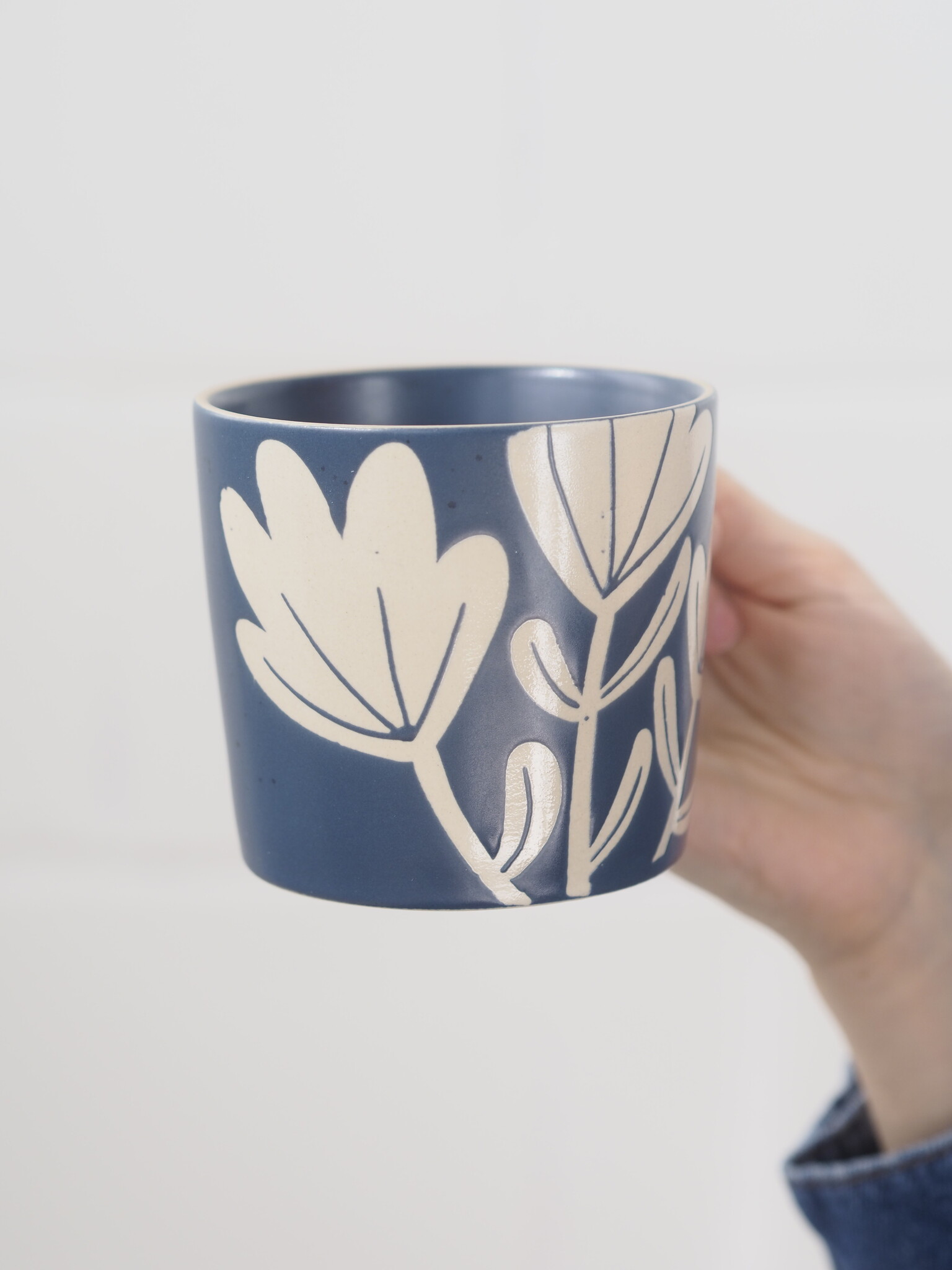 Blue tulip mug
