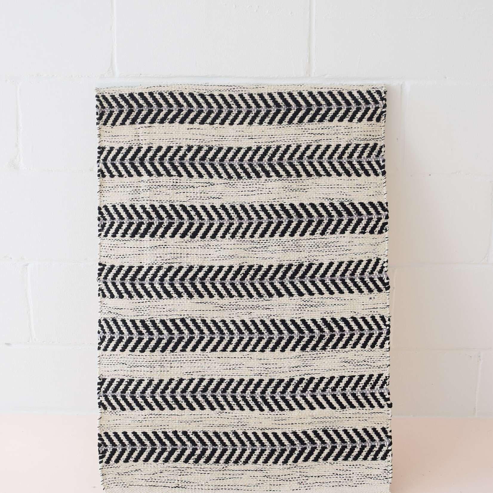 Tapis coton Arrow Noir