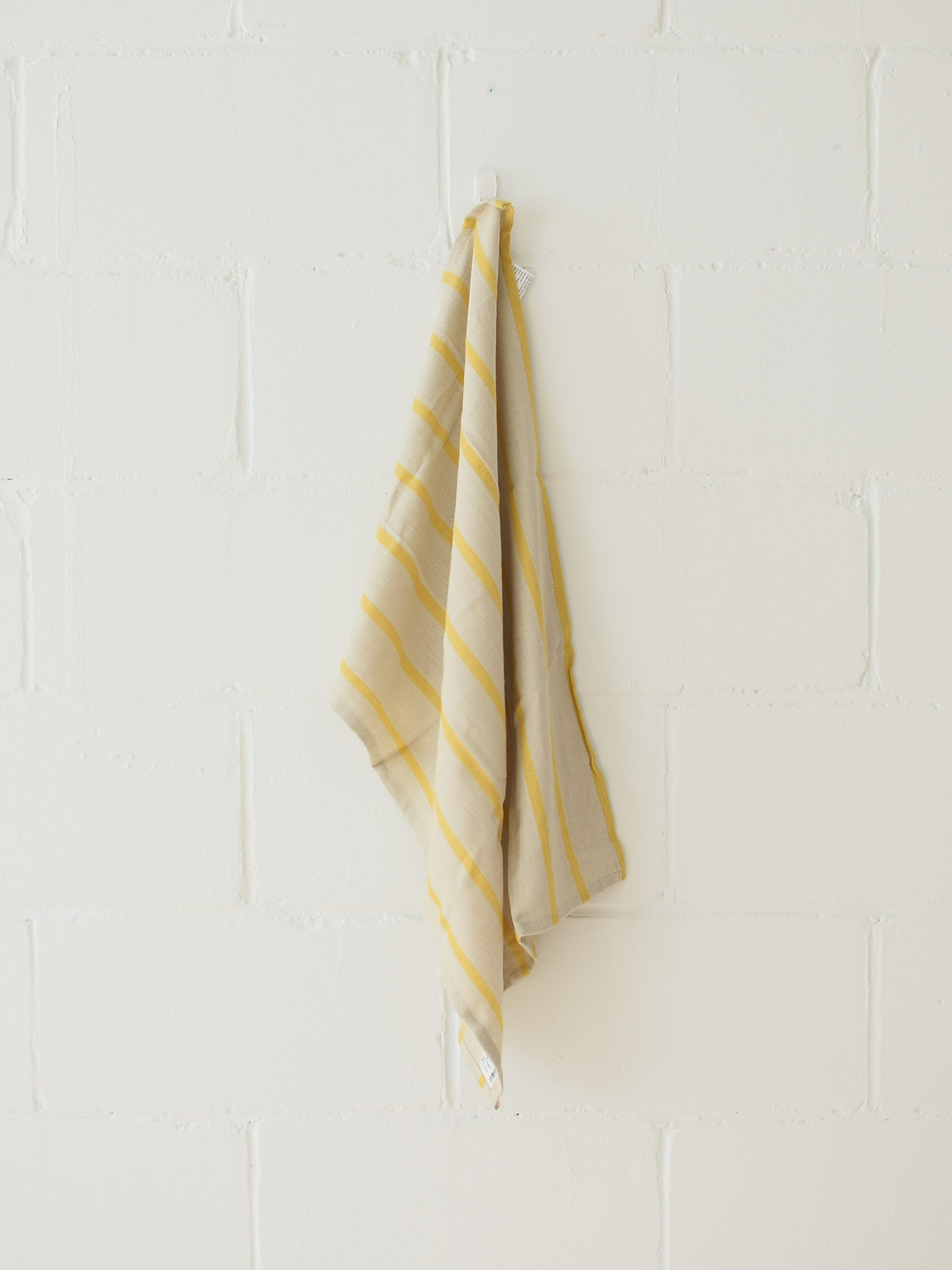 Sand-yellow striped linen