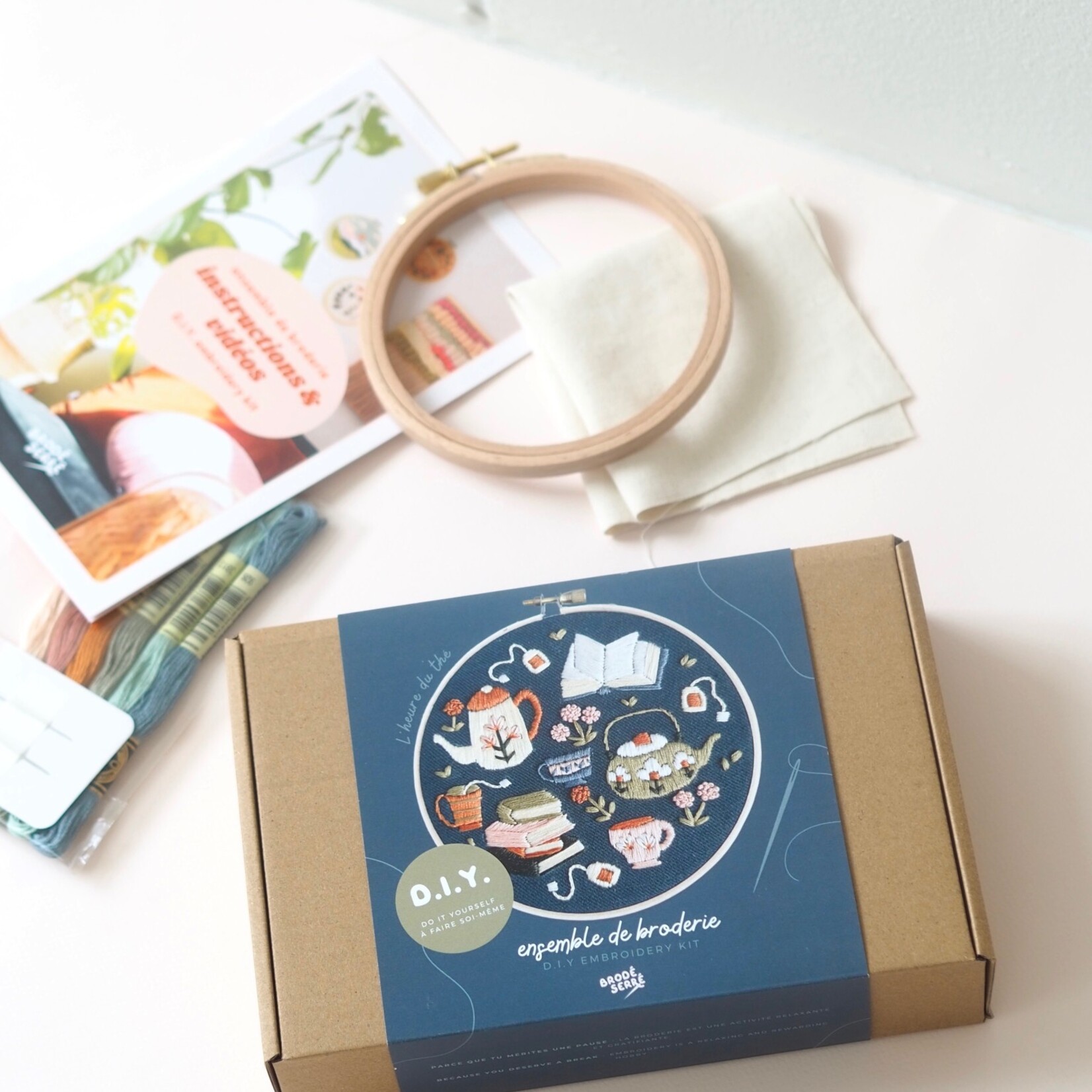 Embroidery Kit - Tea time