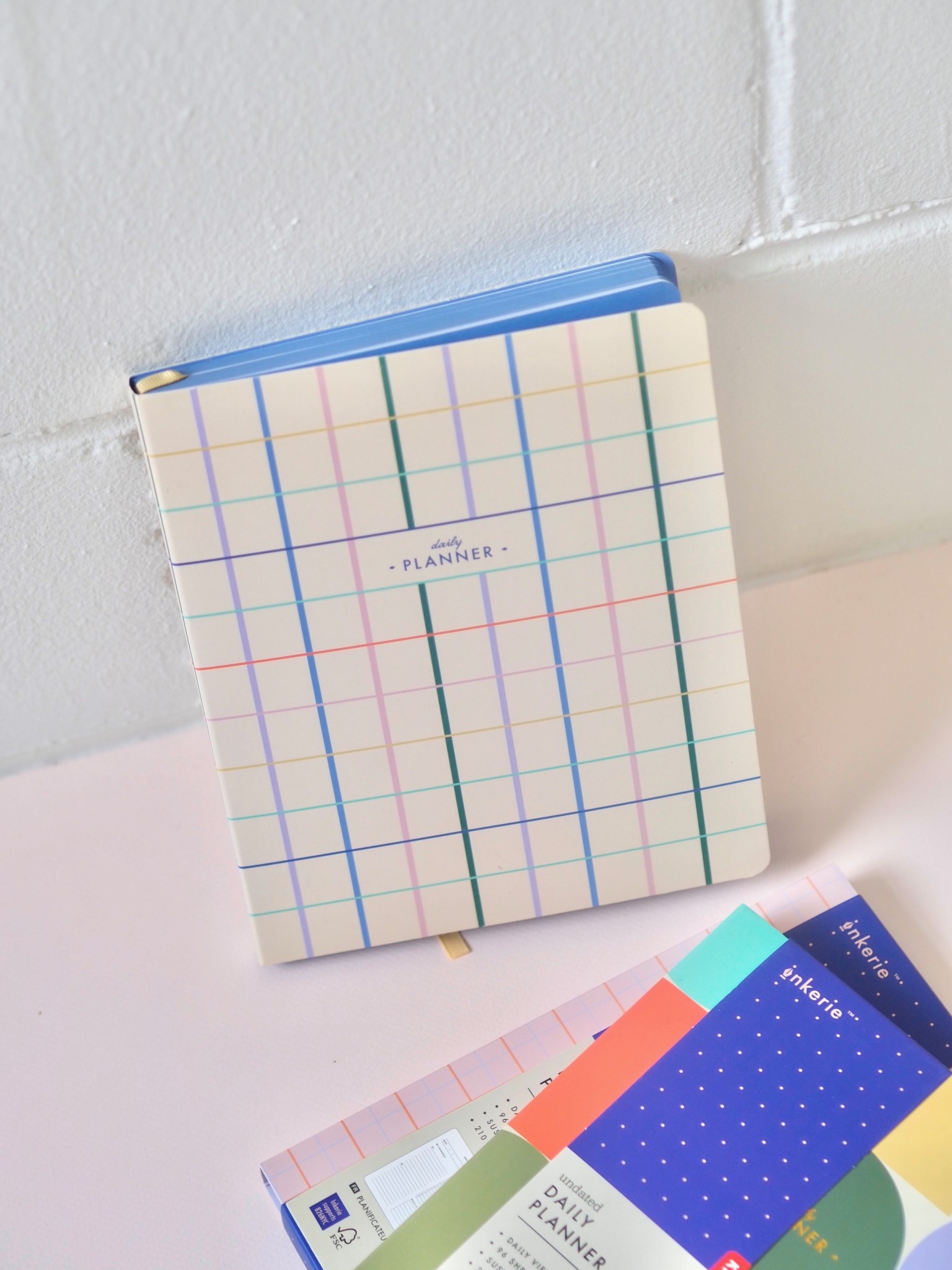 Daily planner - multicolored grid