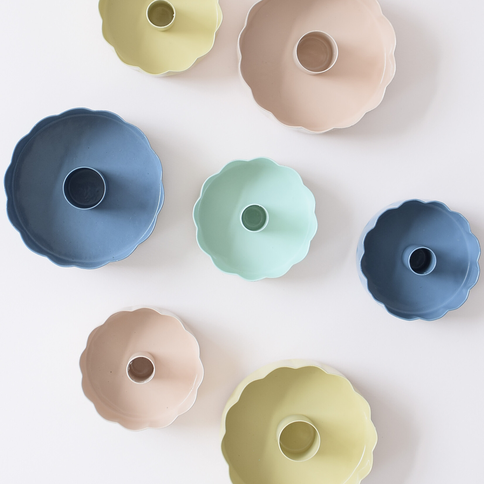 Wavy Candle Holder
