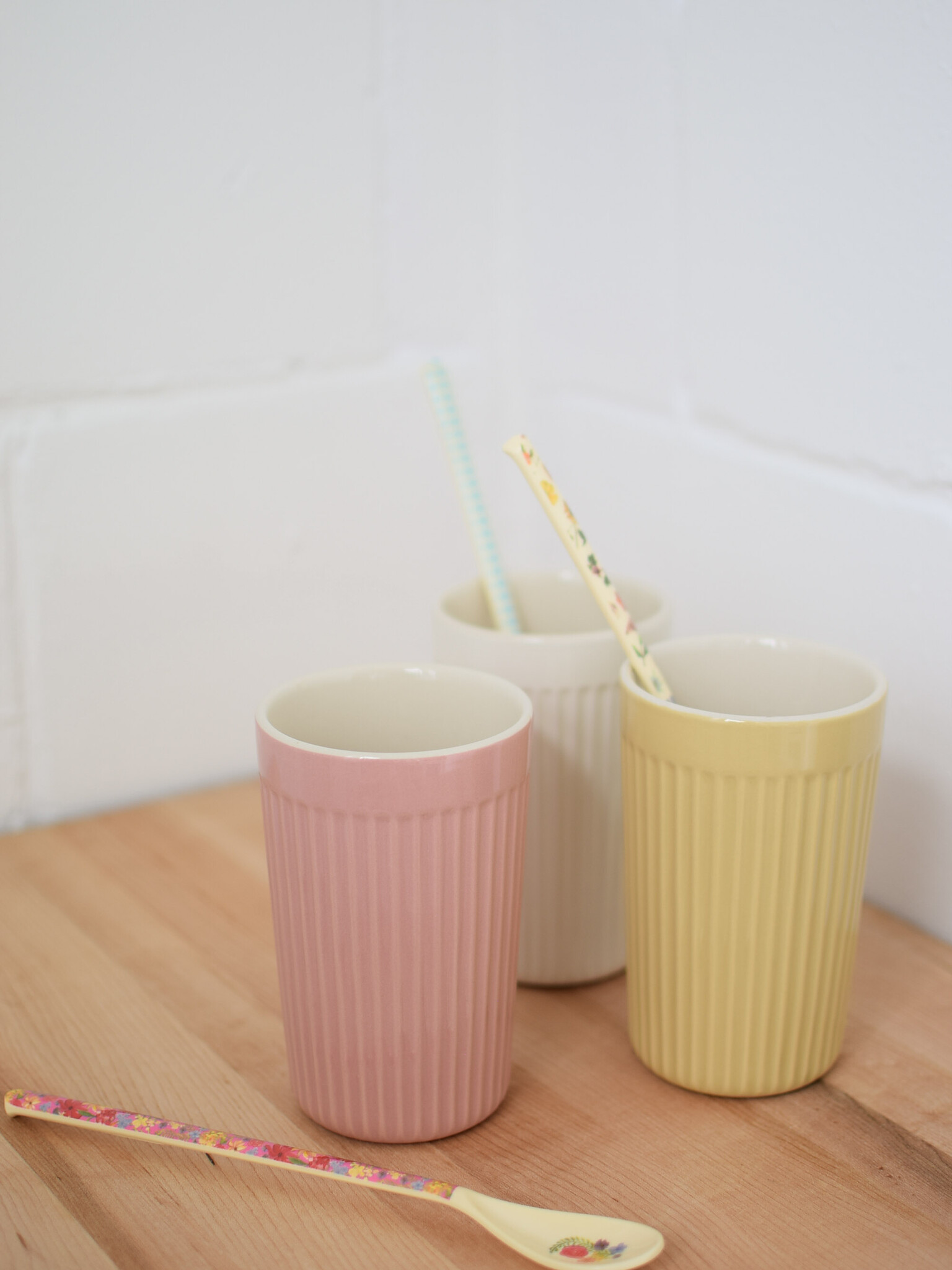 Unicolored Latte Cup