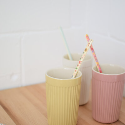 Unicolored Latte Cup