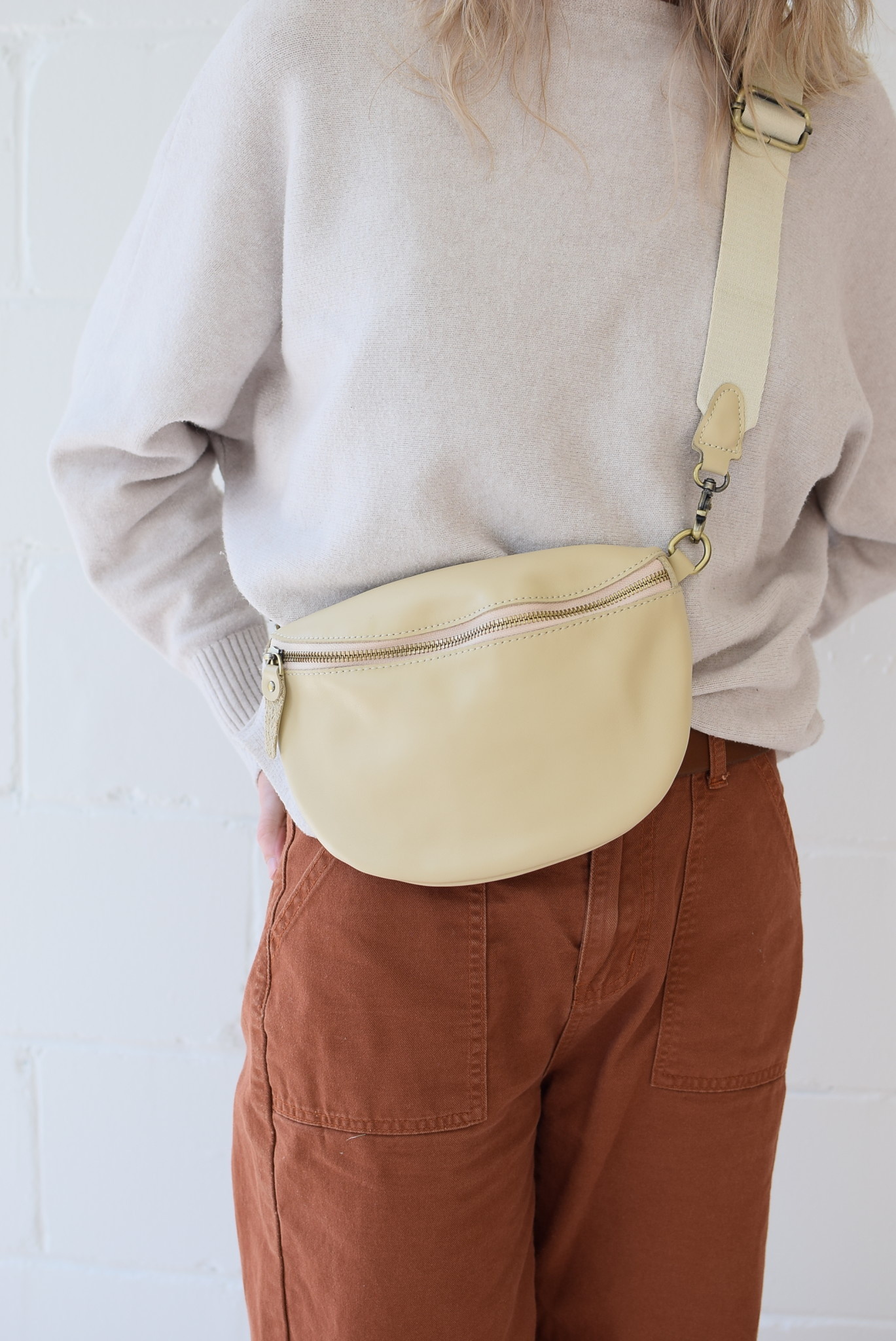 Armoir Fashion Shoulder bag