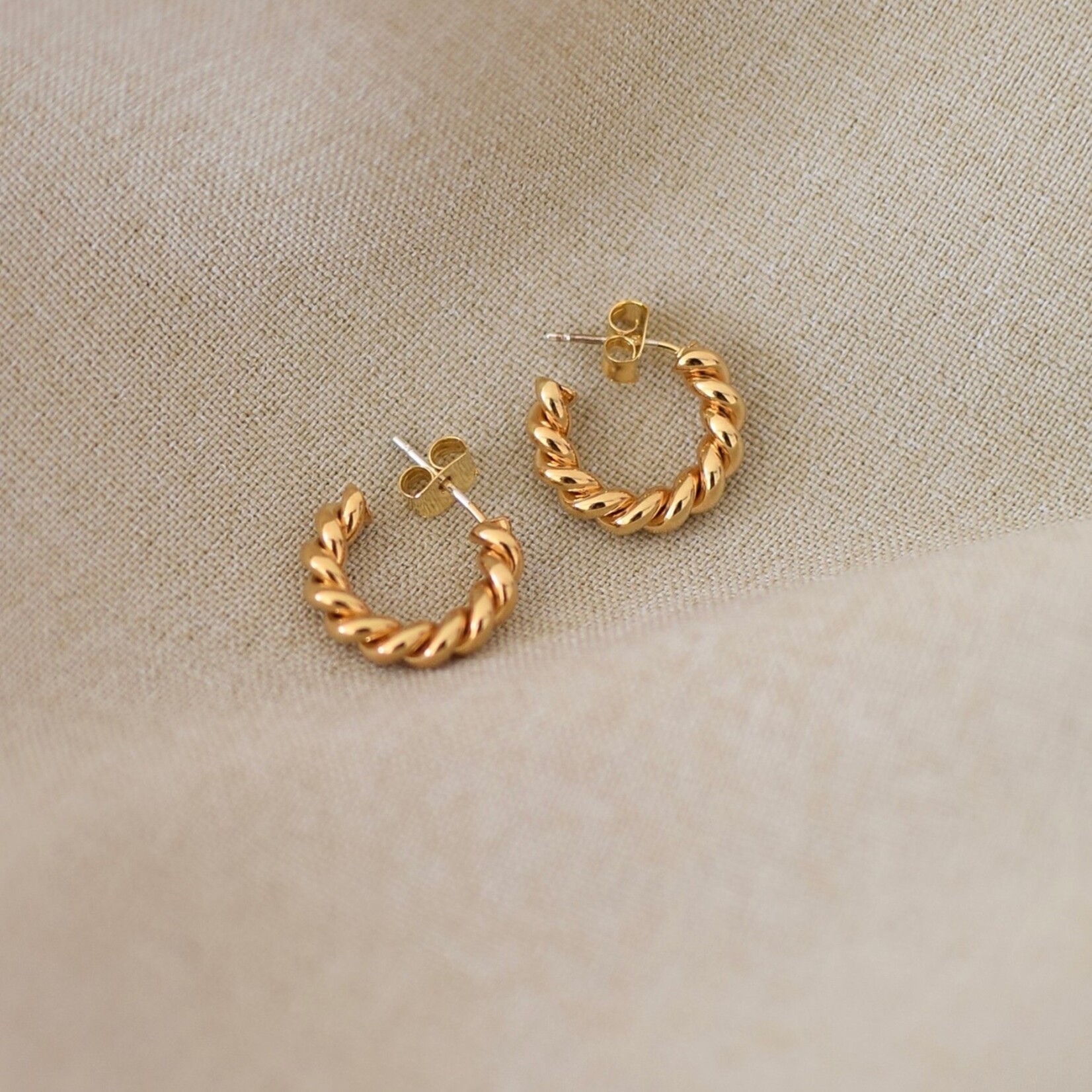 Dawson earrings