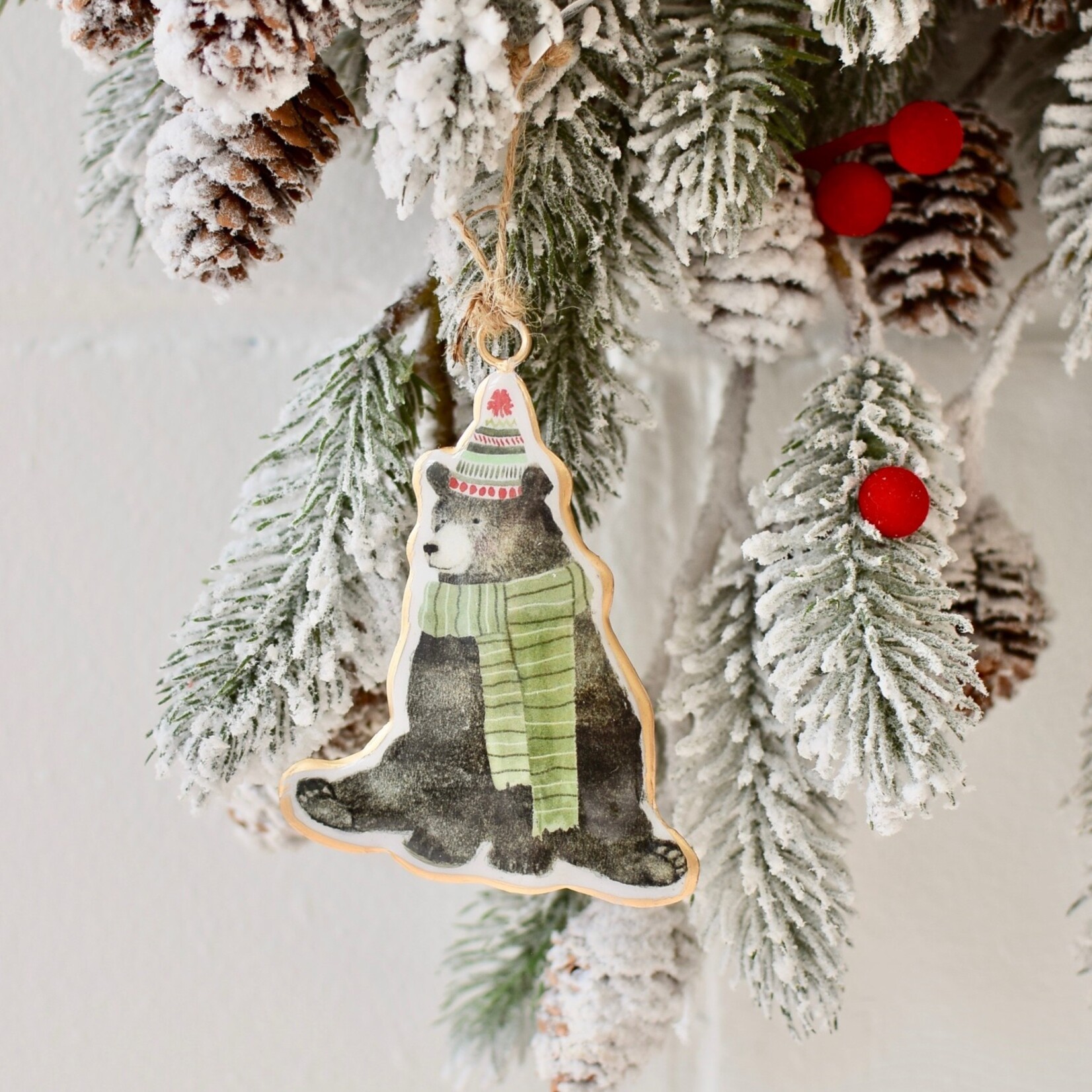 Ornament sitting bear scarf