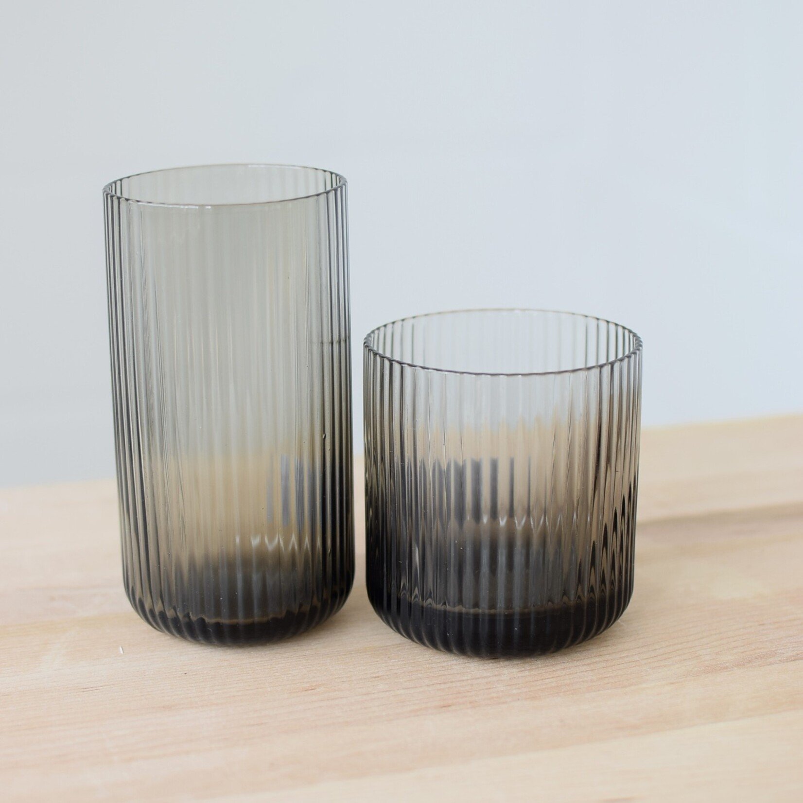 Large ribbed glass