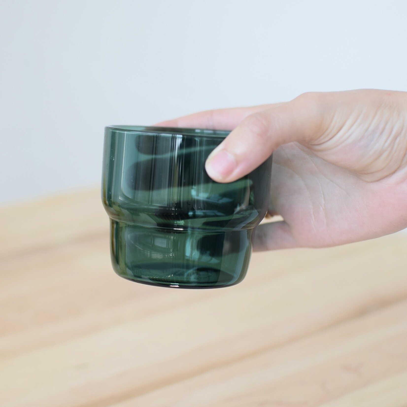 Stackable glass tumbler