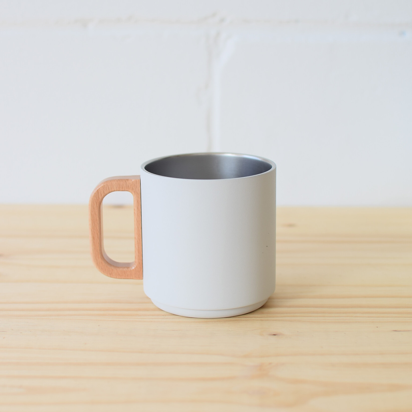 Tasse double-paroi anse bois