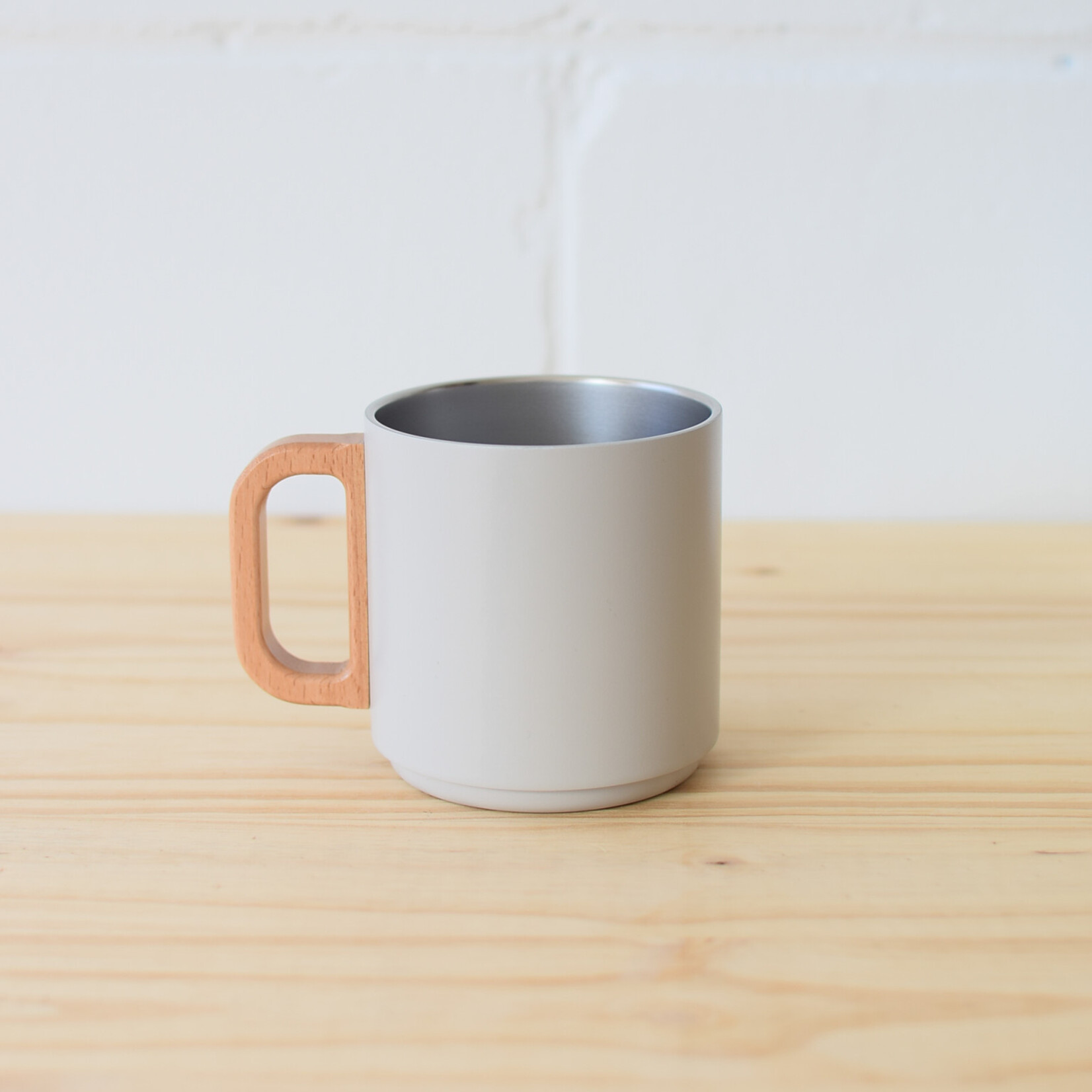Tasse double-paroi anse bois