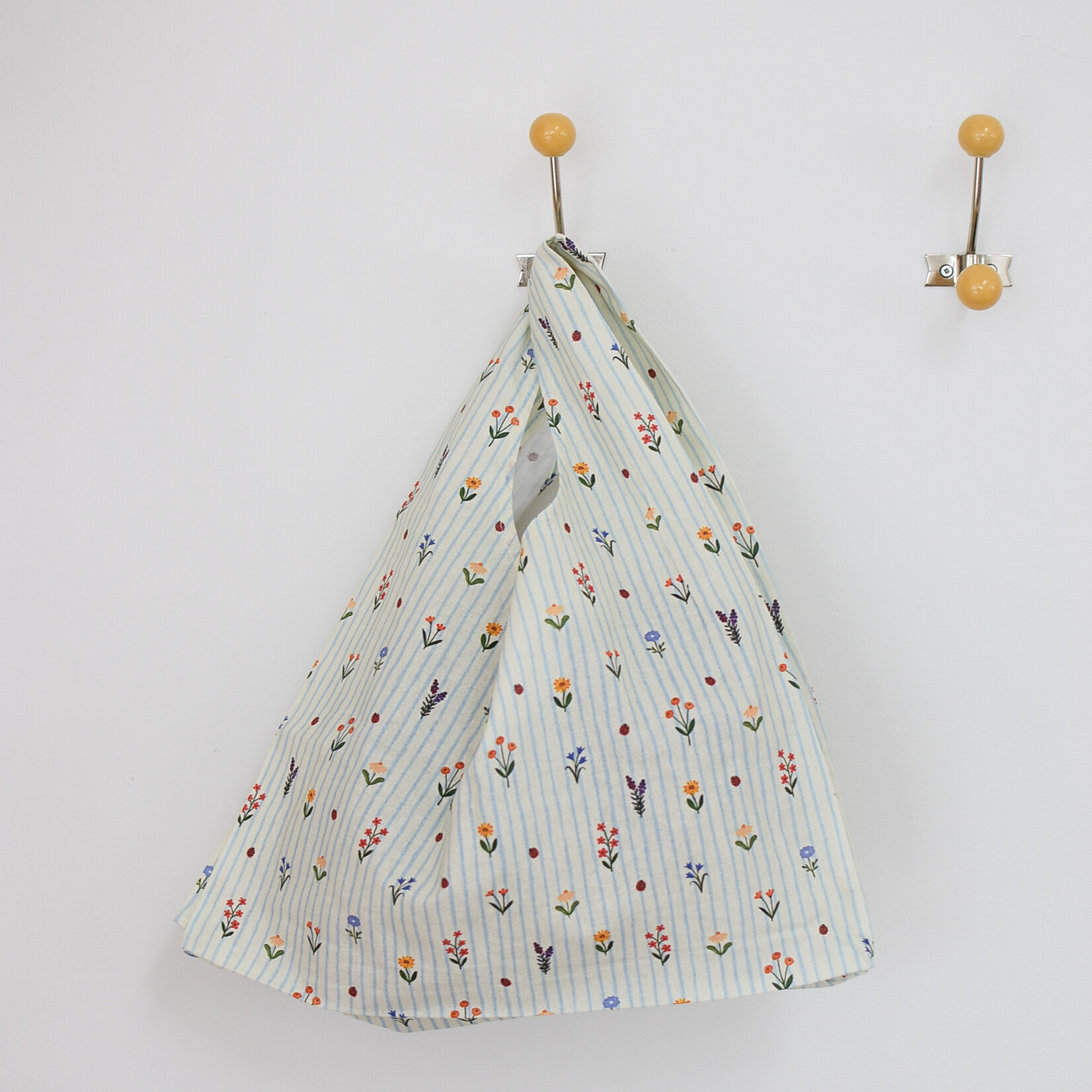 Handpicked shopping bag