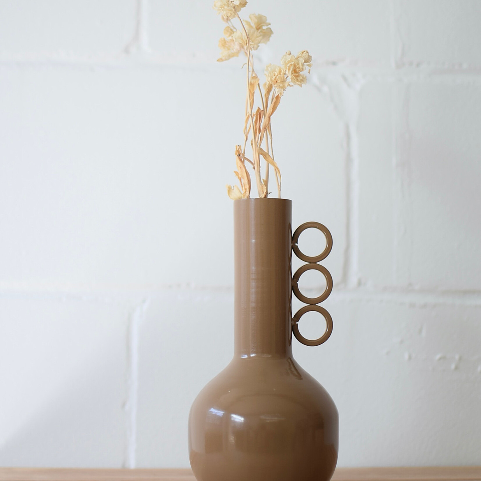 Sable 3-handle vase