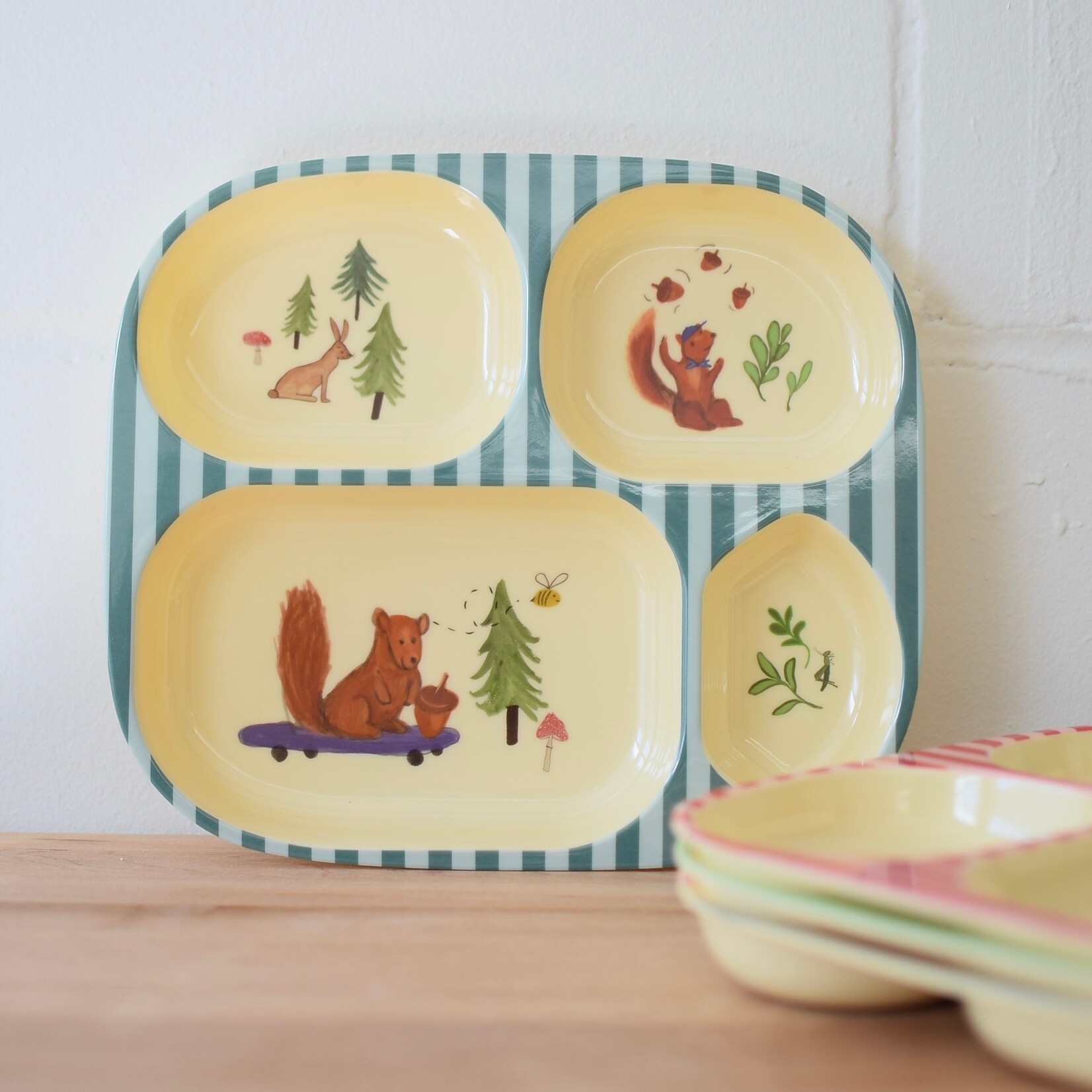 Learning plate