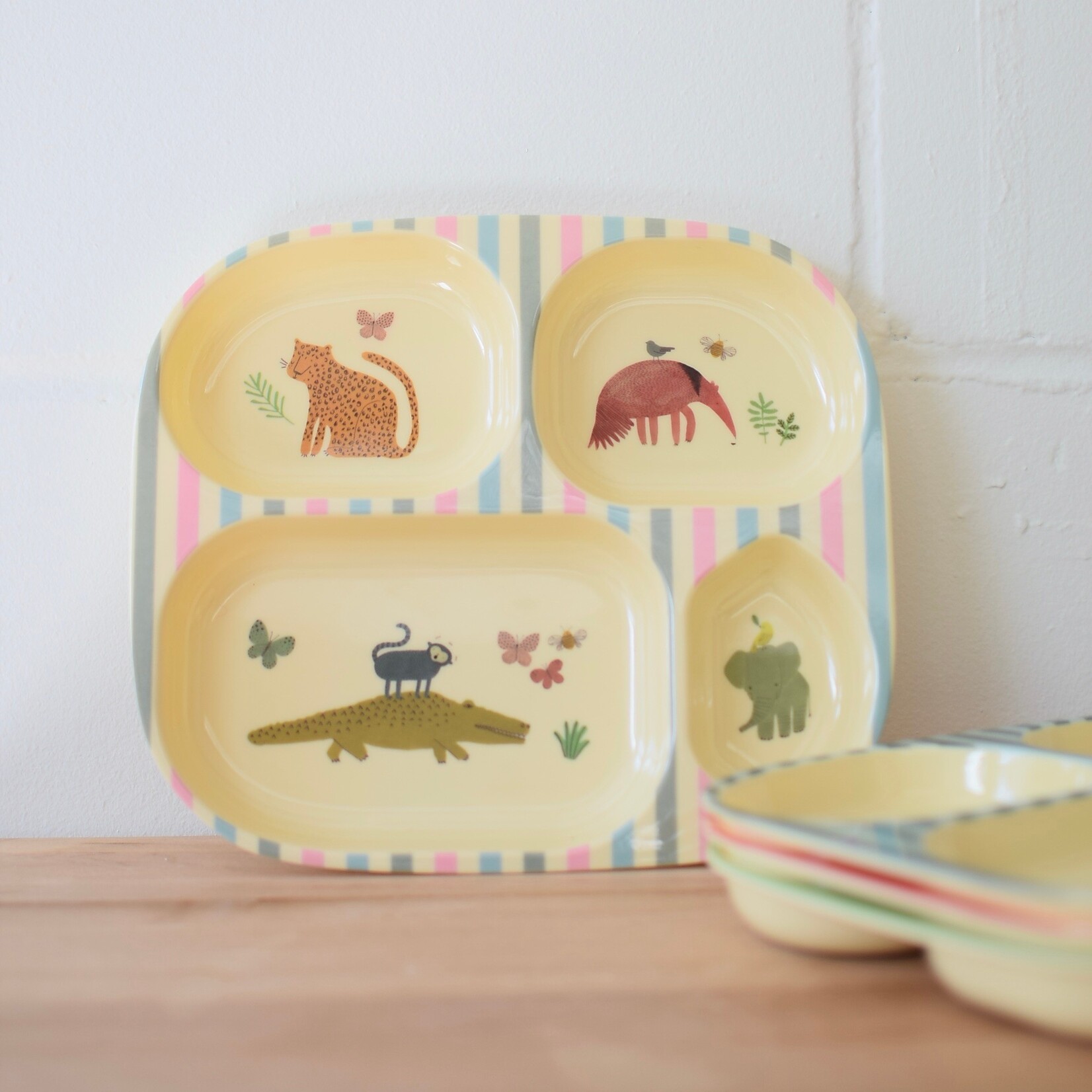 Learning plate