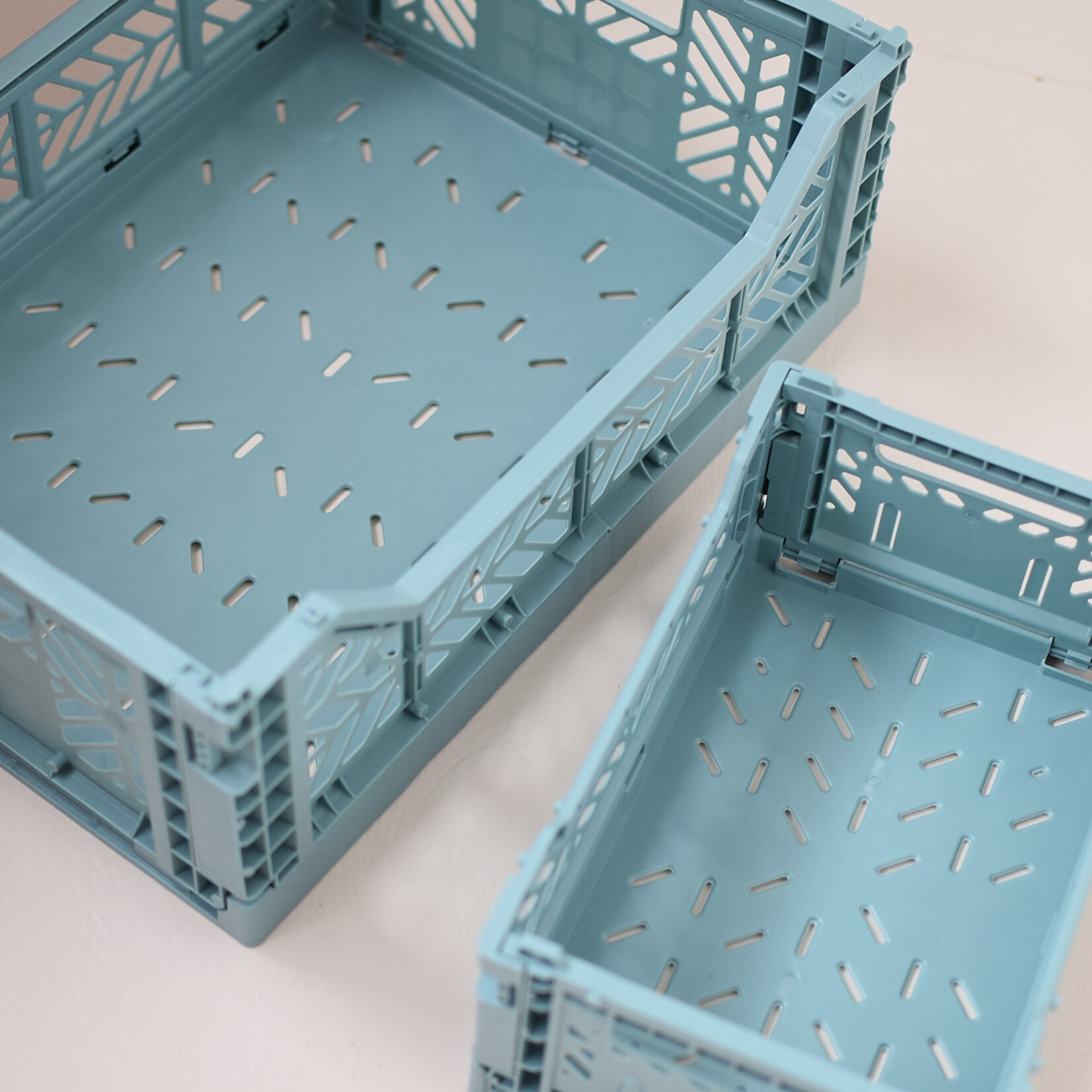 Teal crate