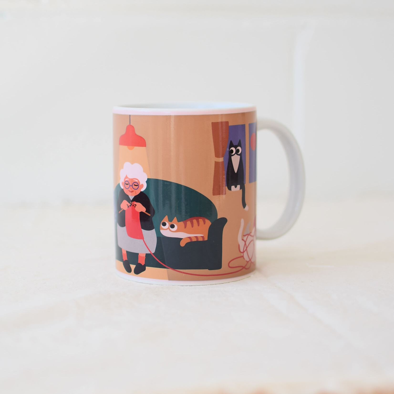 Lady cat thermoreactive mug