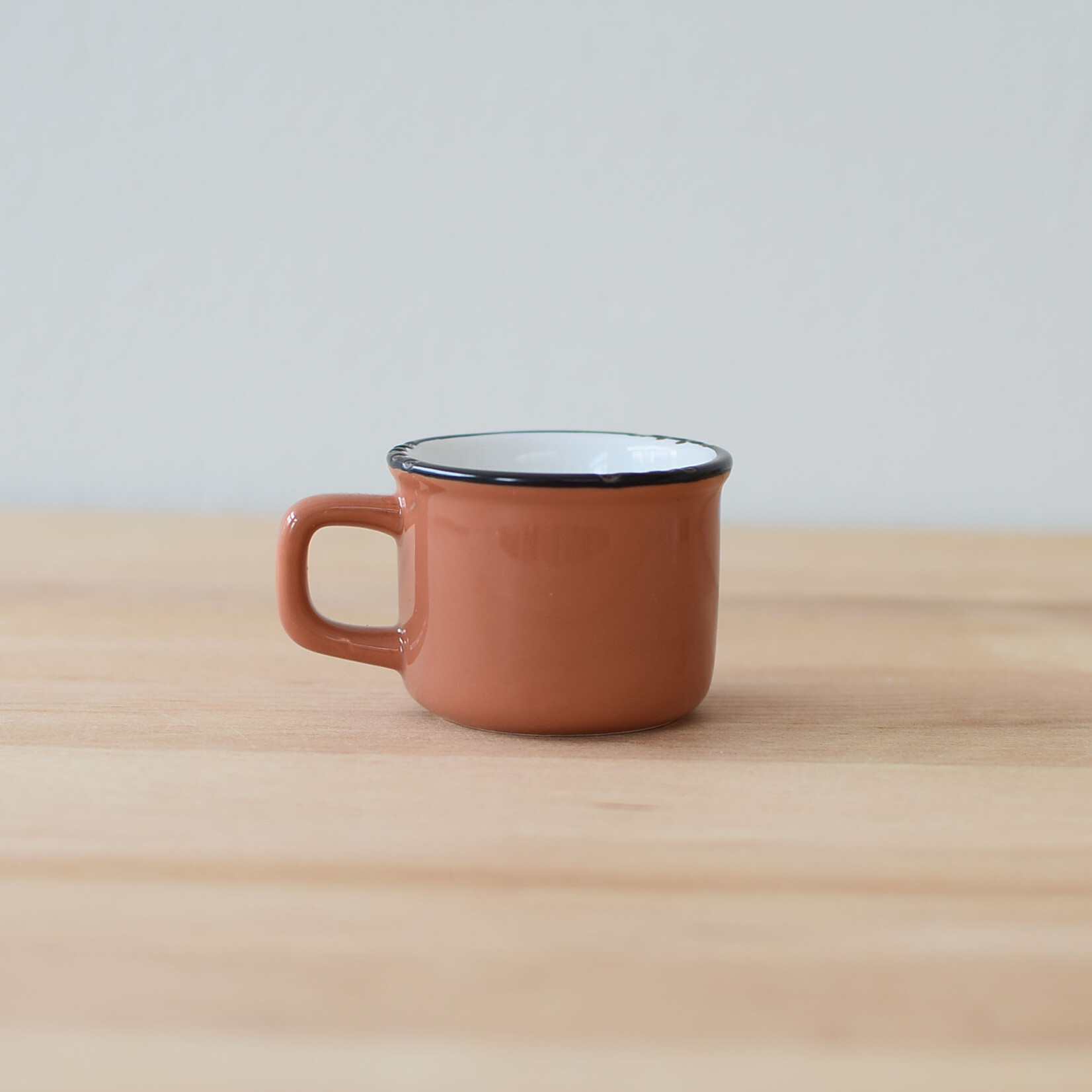Enamelled espresso cup
