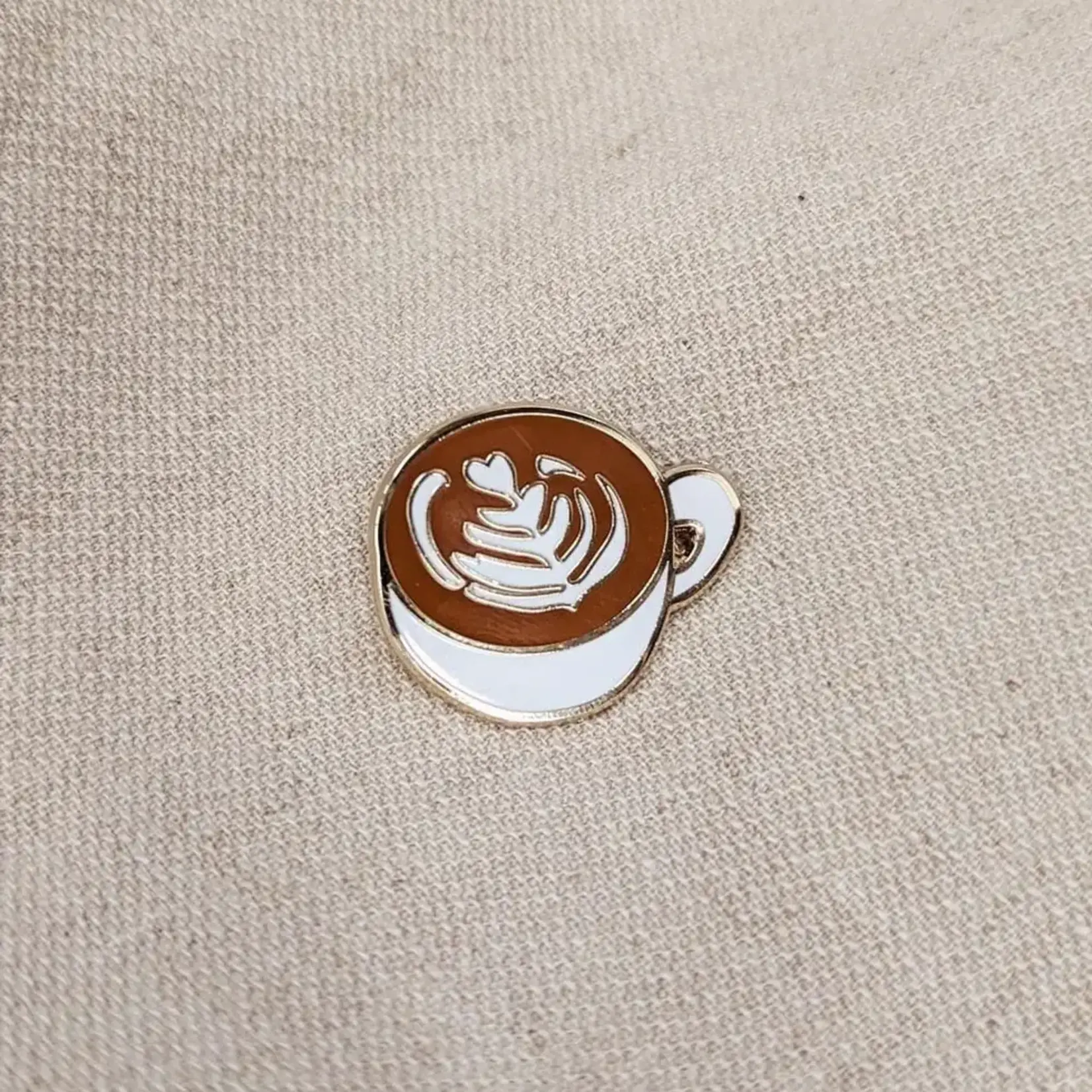Épinglette - Latte