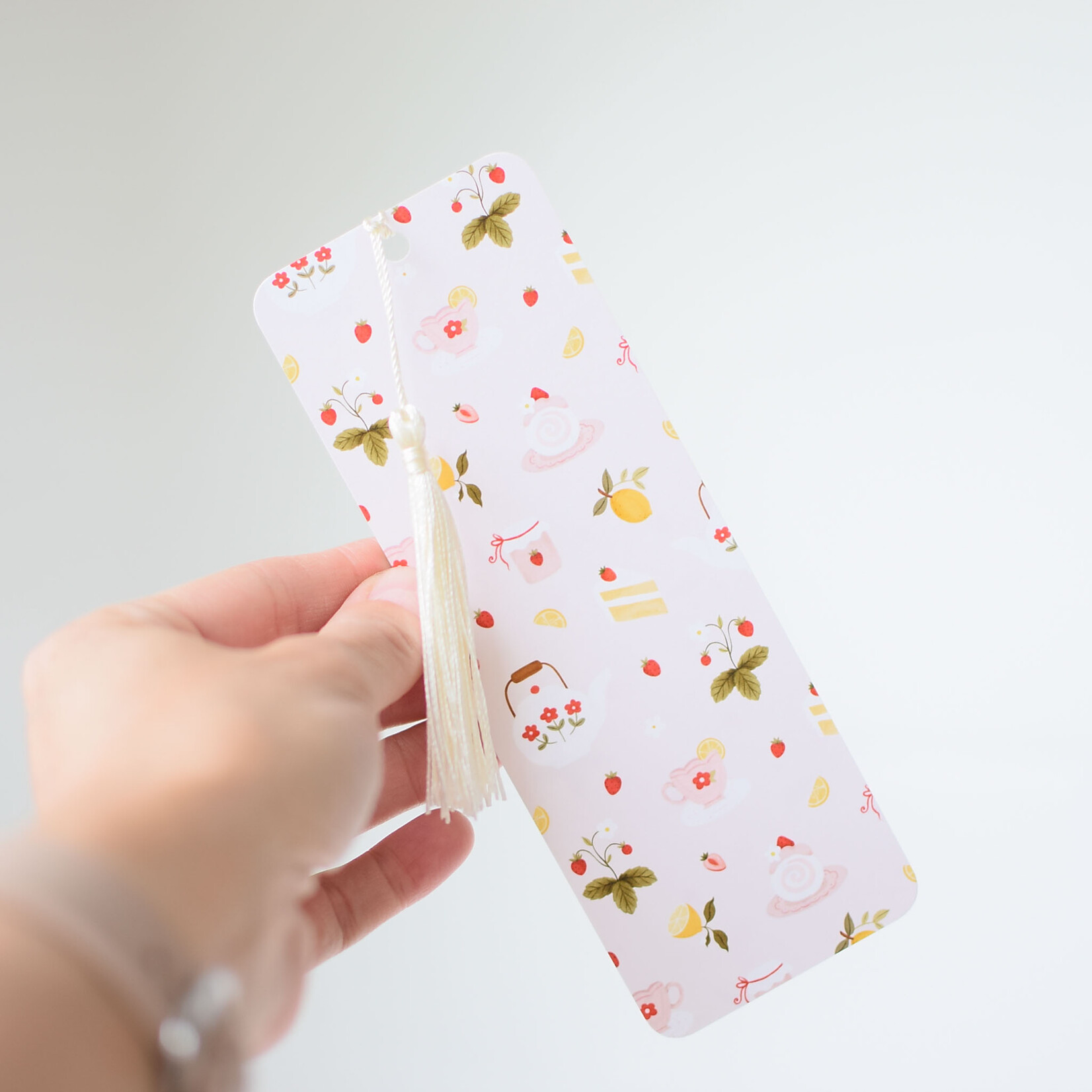 Tassel bookmark - English tea