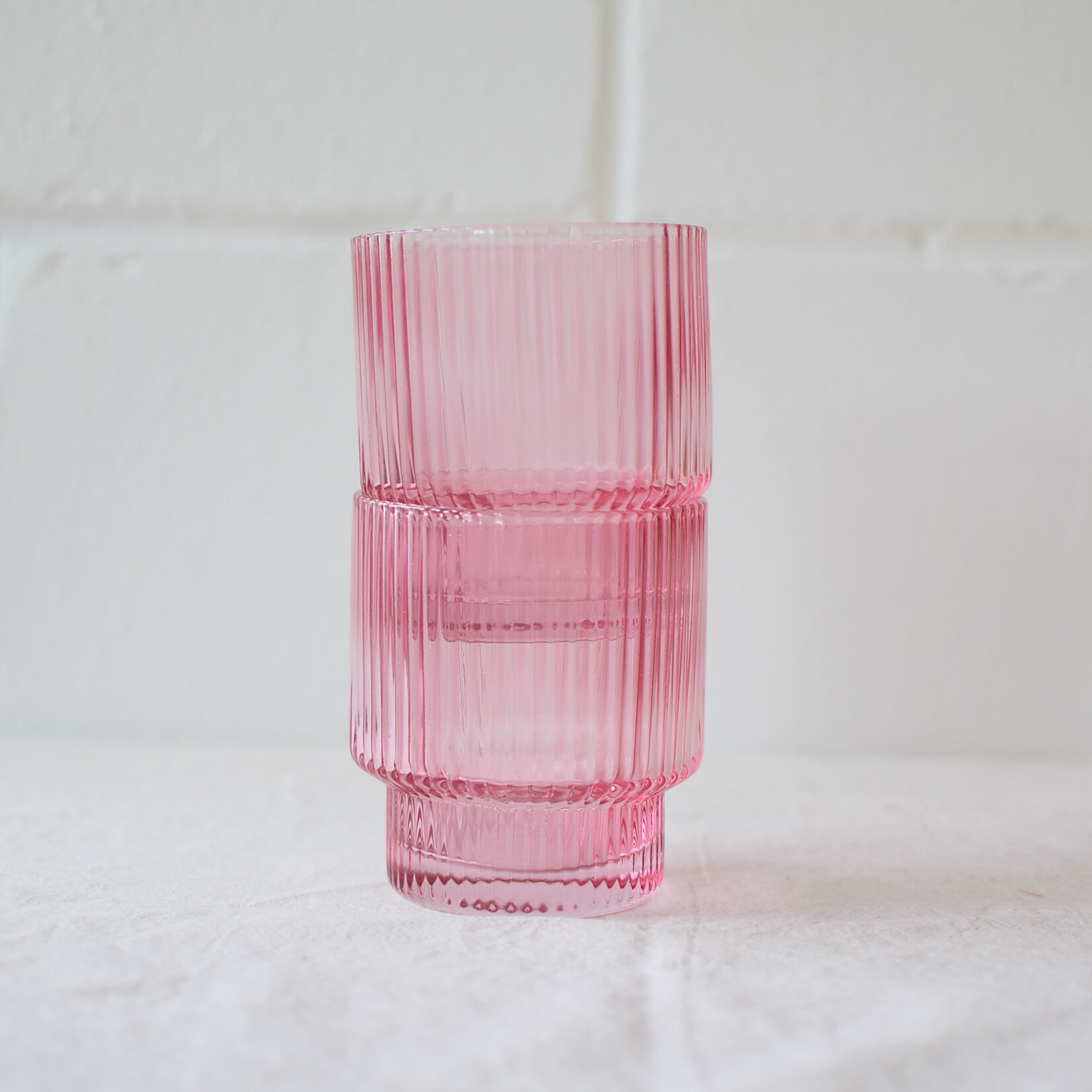 Verre à cocktail côtelé - Rose