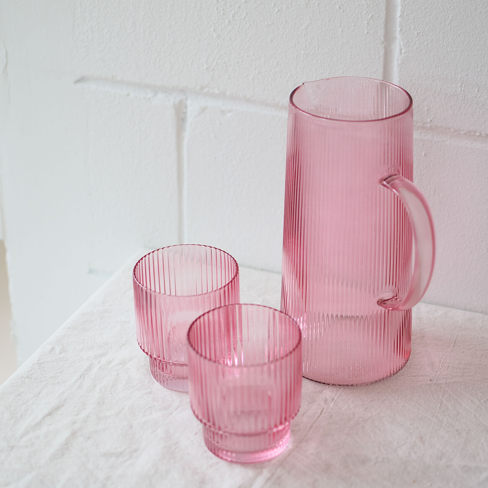 Verre à cocktail côtelé - Rose