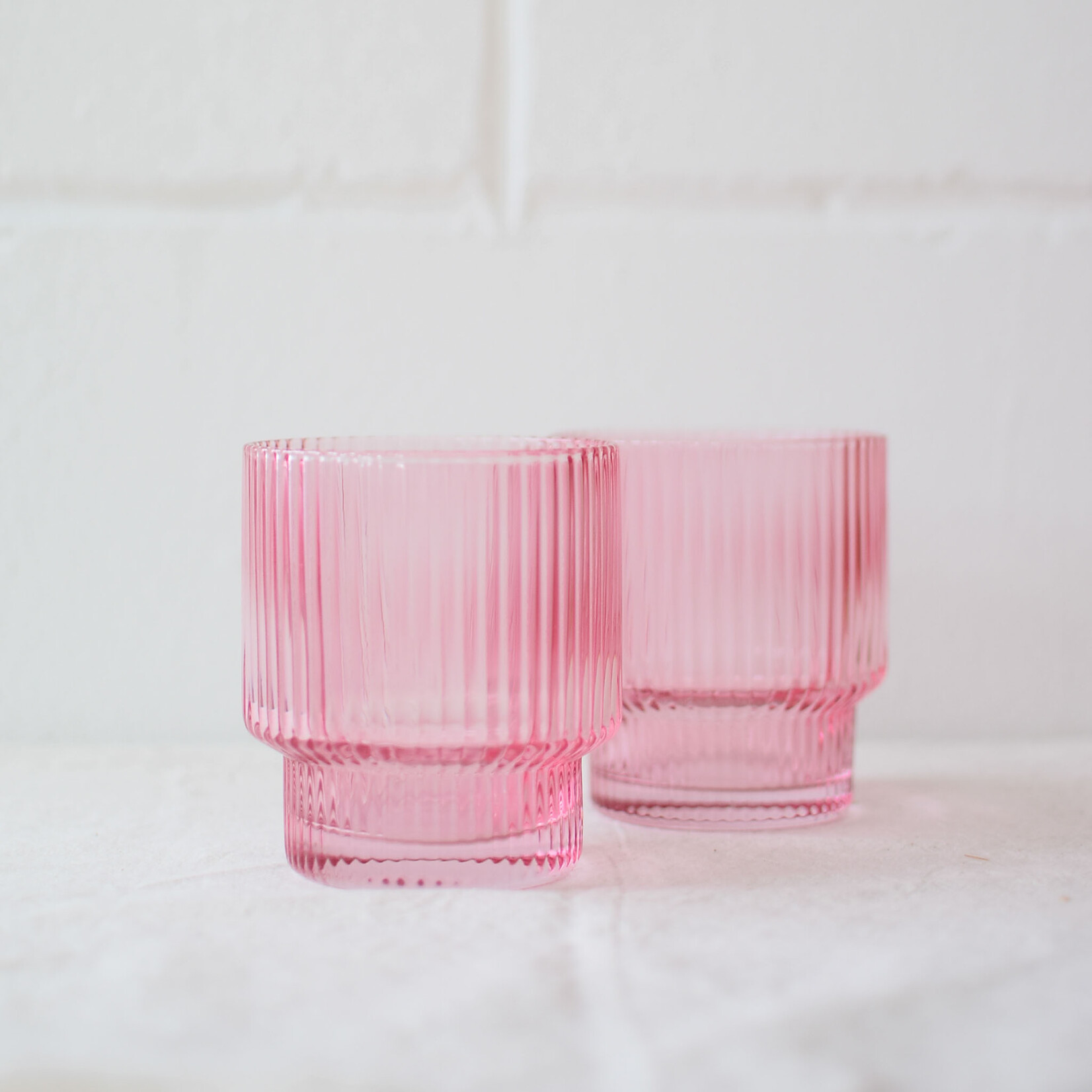 Verre à cocktail côtelé - Rose