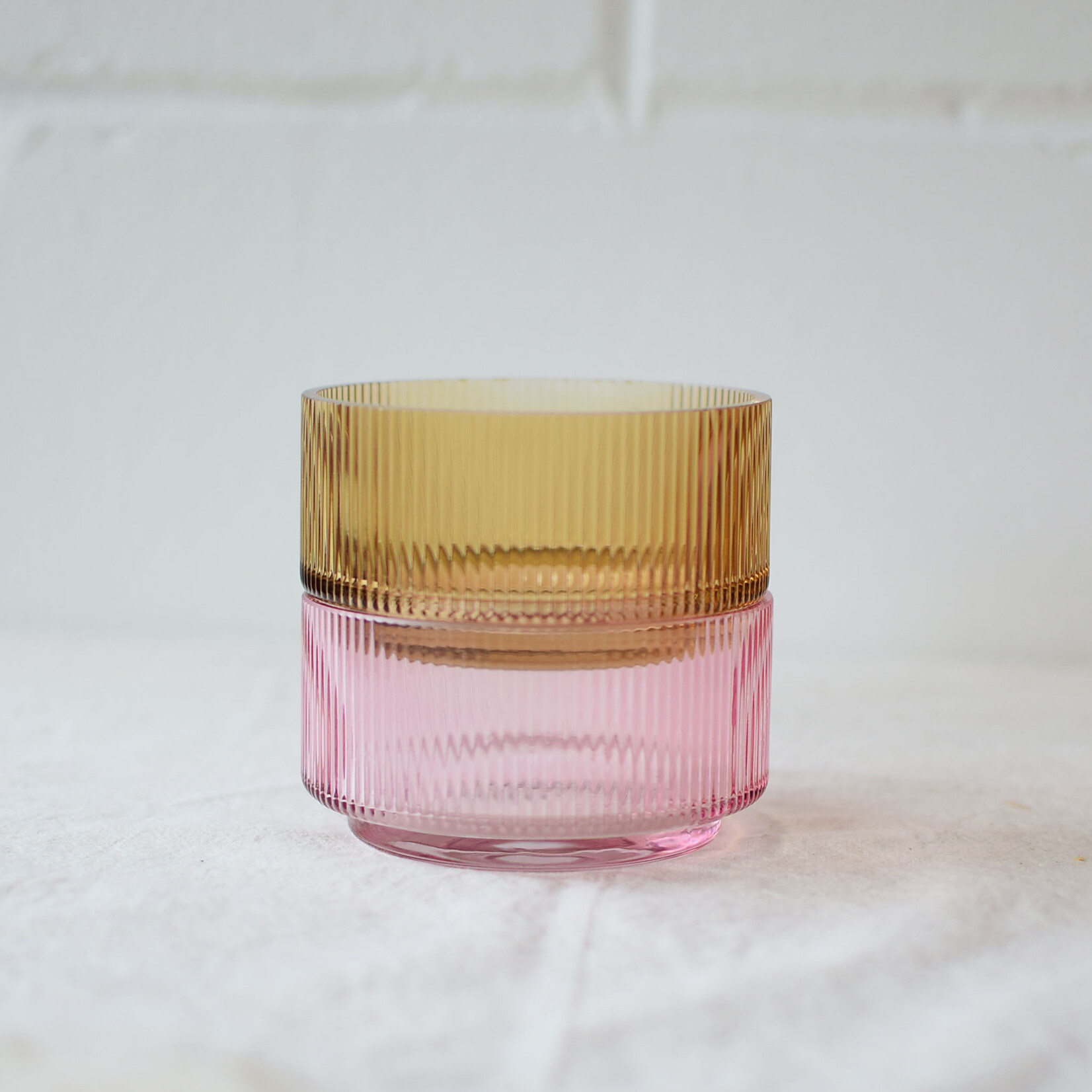 Ribbed stacking bowl