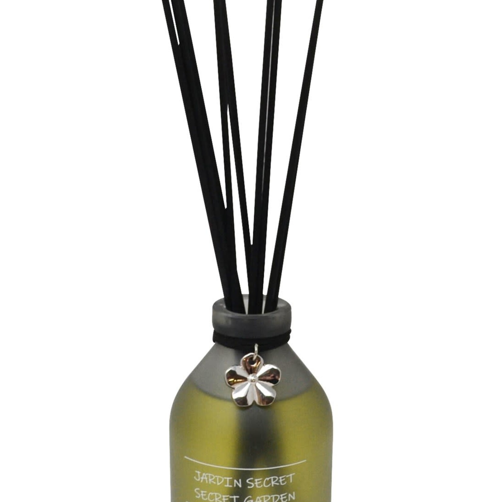Reed diffuser with mandarin, bergamot, and lemon