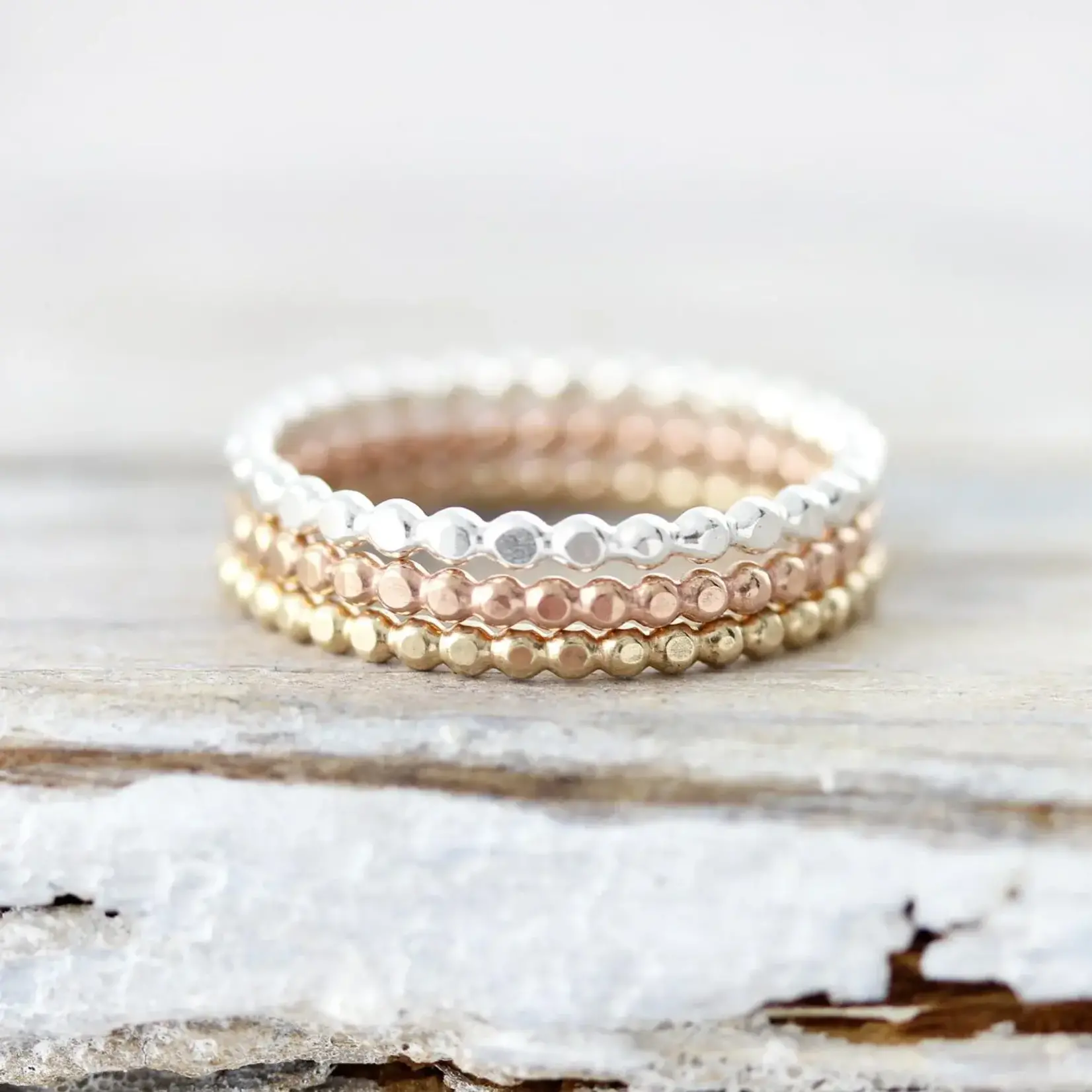 1,5mm Dotted Ring